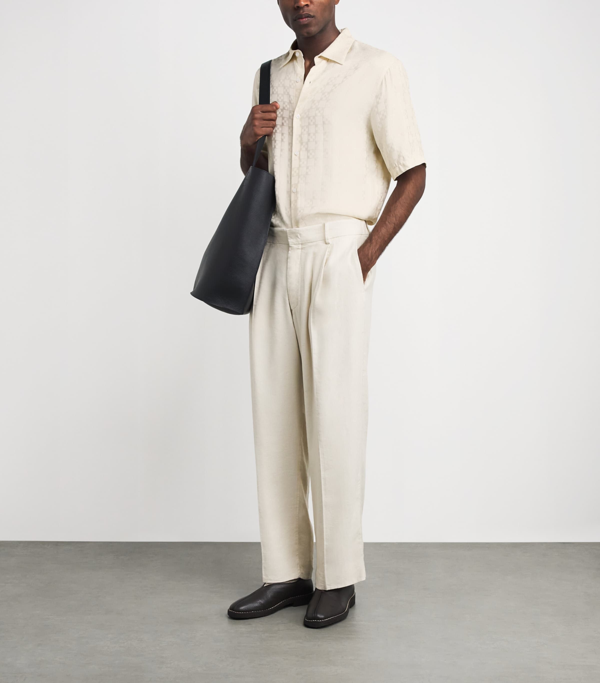 Sandro Paris Mens Jacquard Cross Short-Sleeve Shirt White Image 2