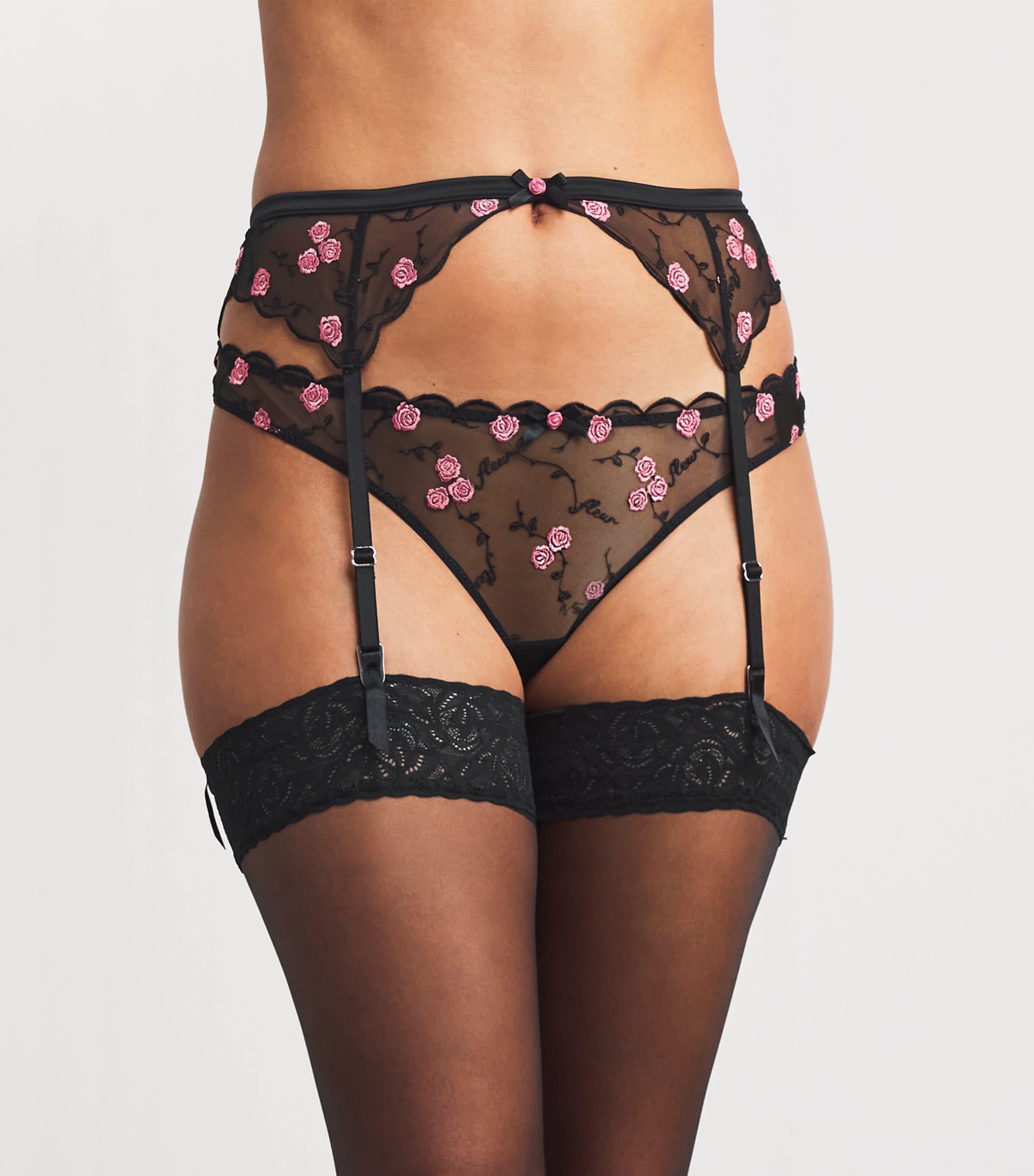 Rose and Vine Thong 0100 BLACK Image 2