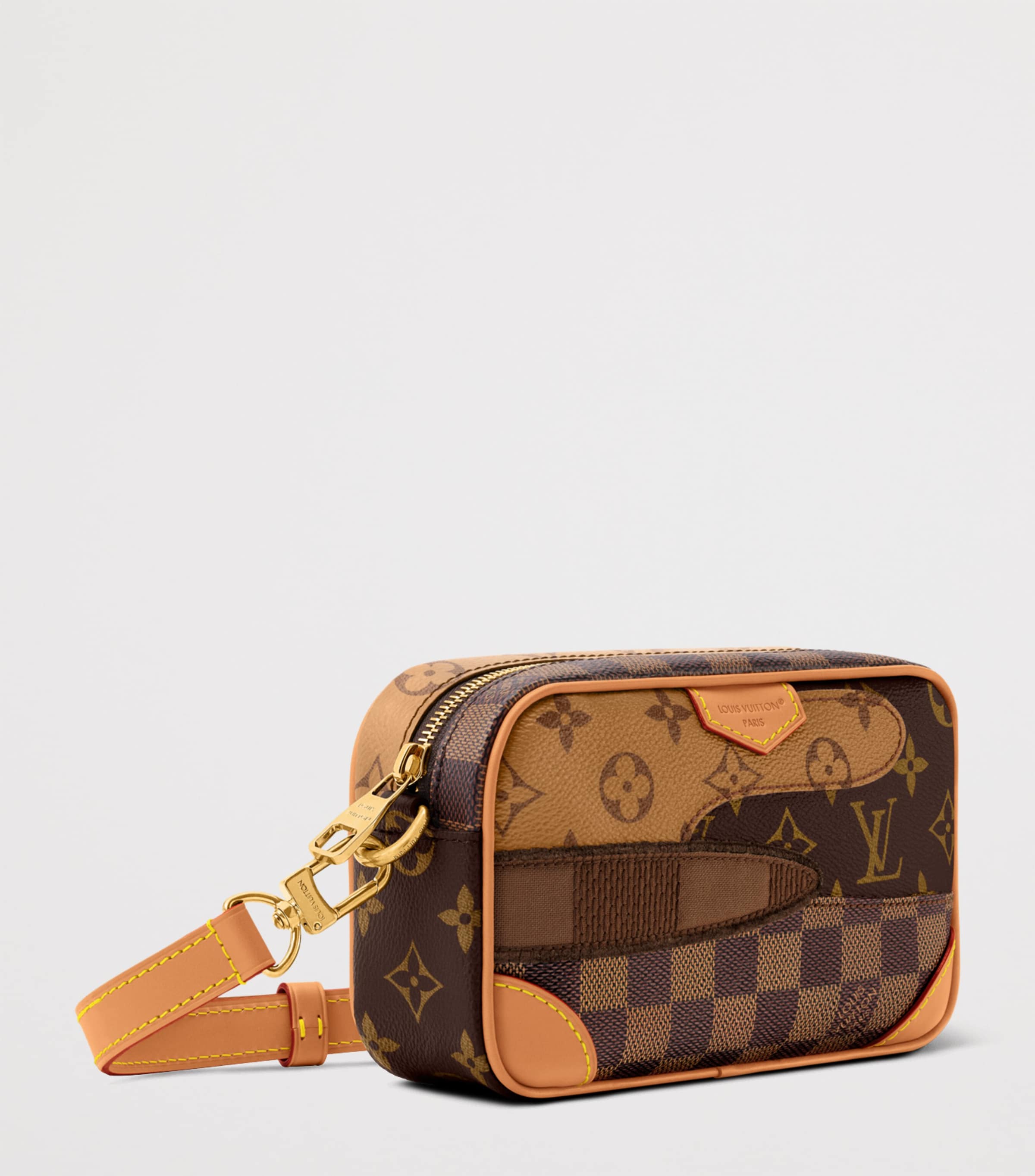 Leather Trocadéro Wearable Wallet BROWN Image 2