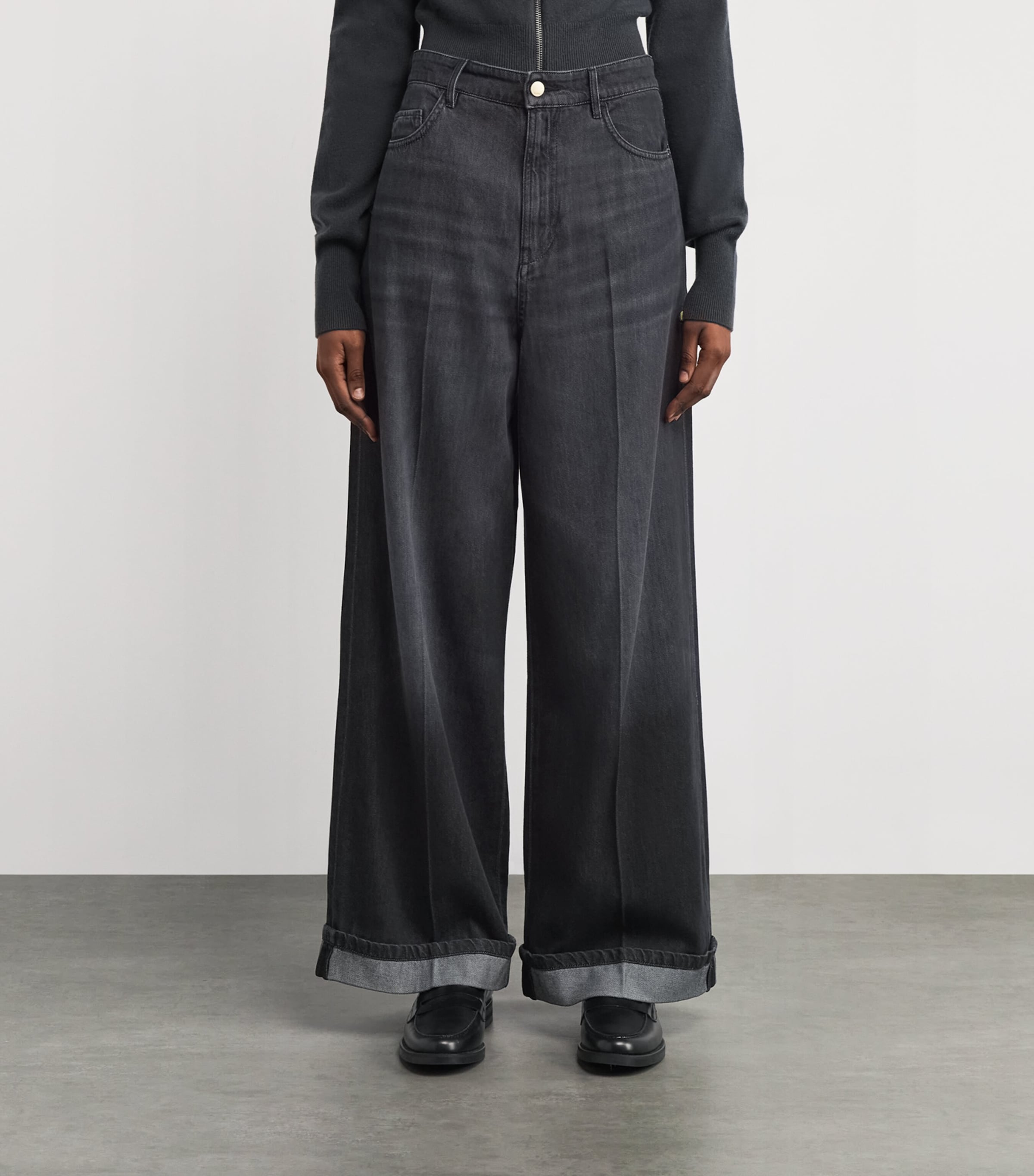 Turn-Up-Hem Wide-Leg Jeans BLACK Image 4