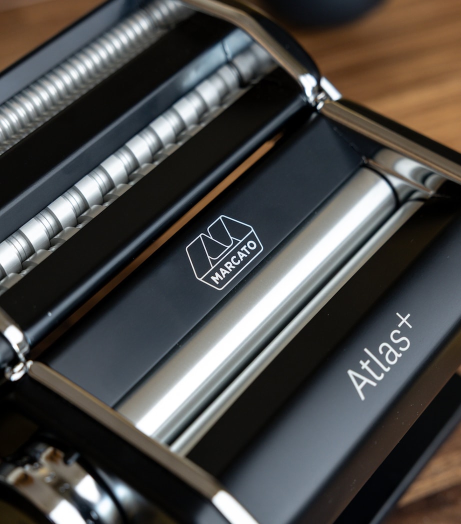 Atlas+ Pasta Machine BLACK Image 3