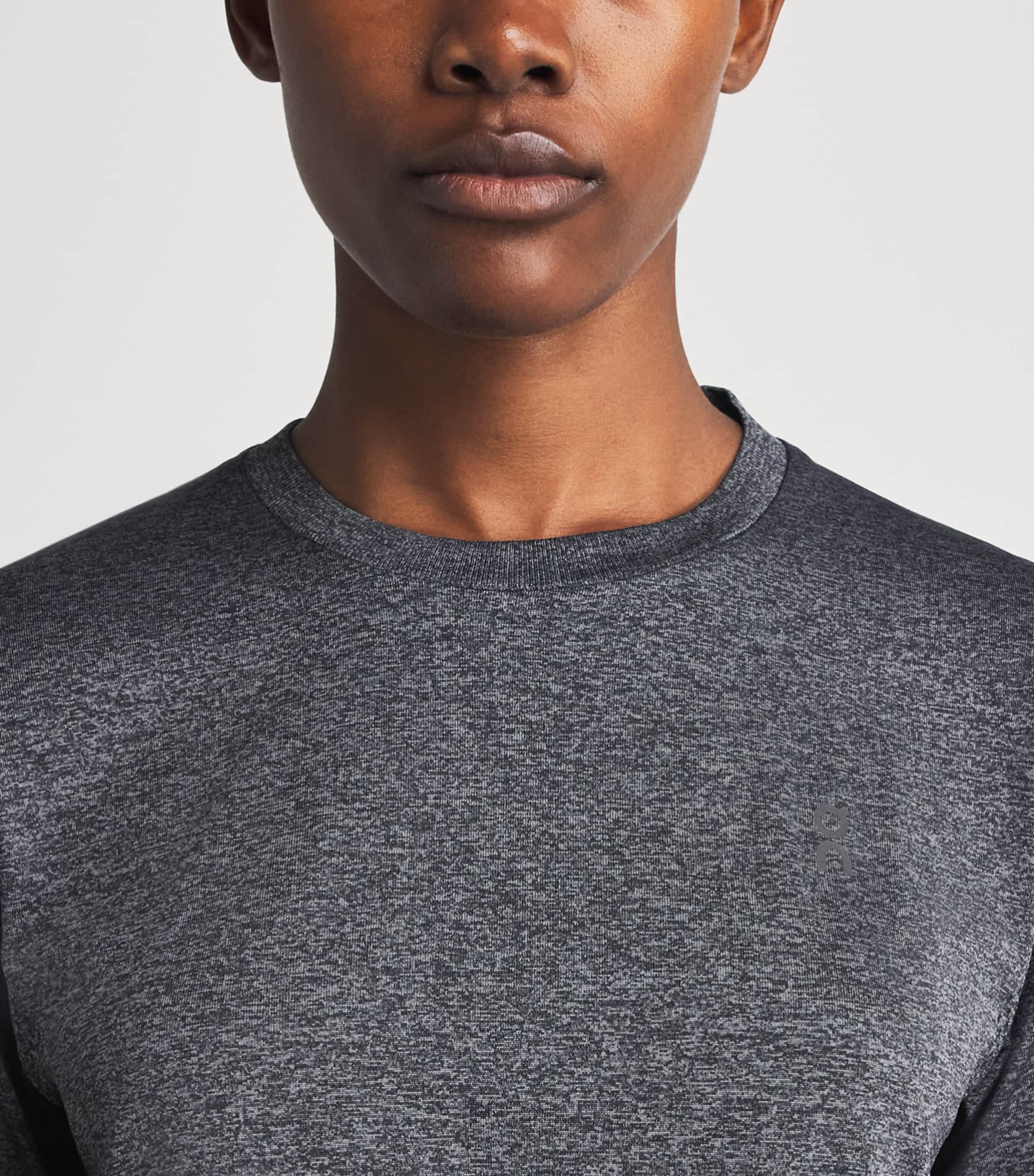 On Womens Train Flex Crop T-Shirt Ember Heather Image 3