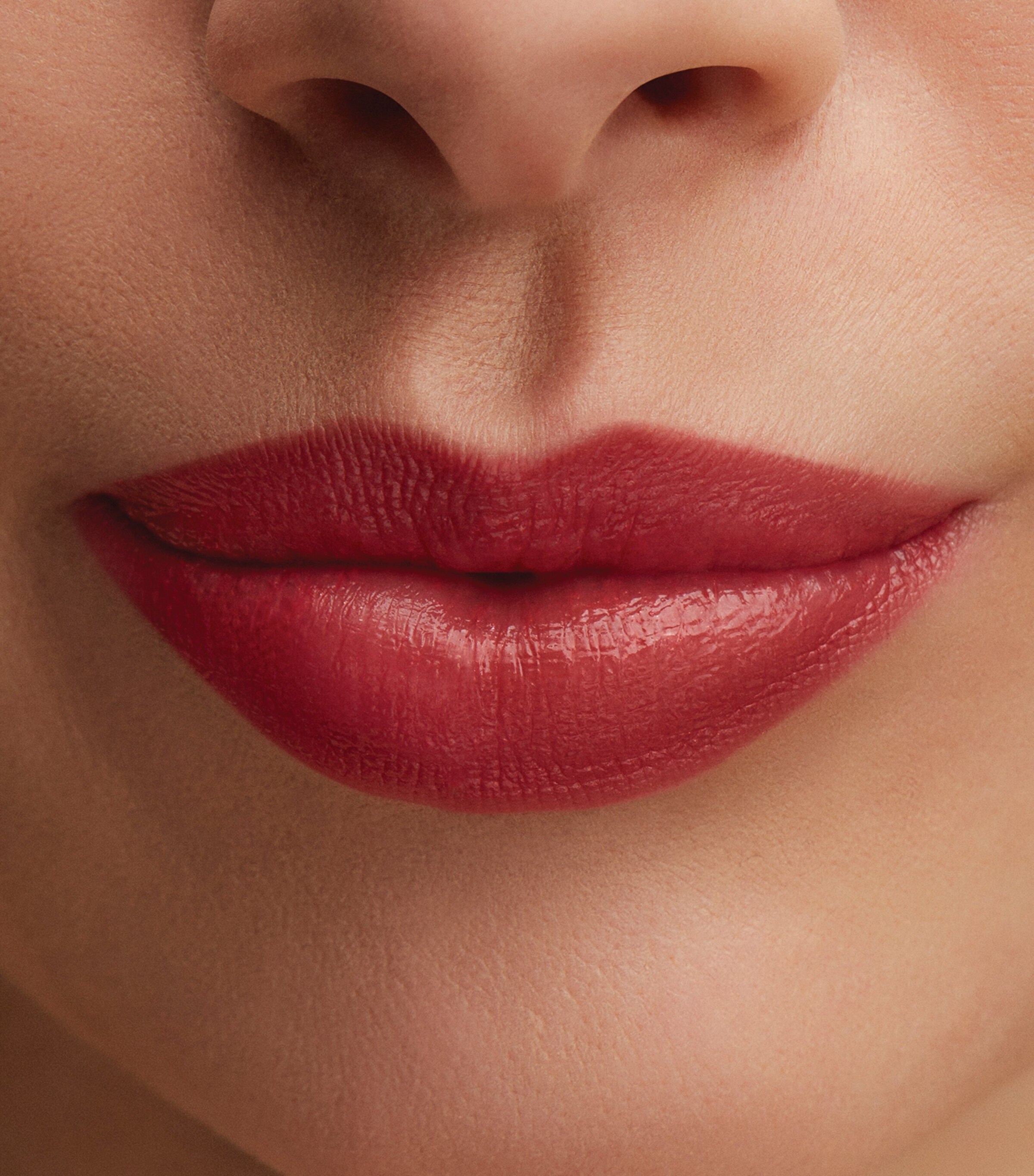 Lustreglass Sheer-Shine Lipstick SEE SHEER Image 9
