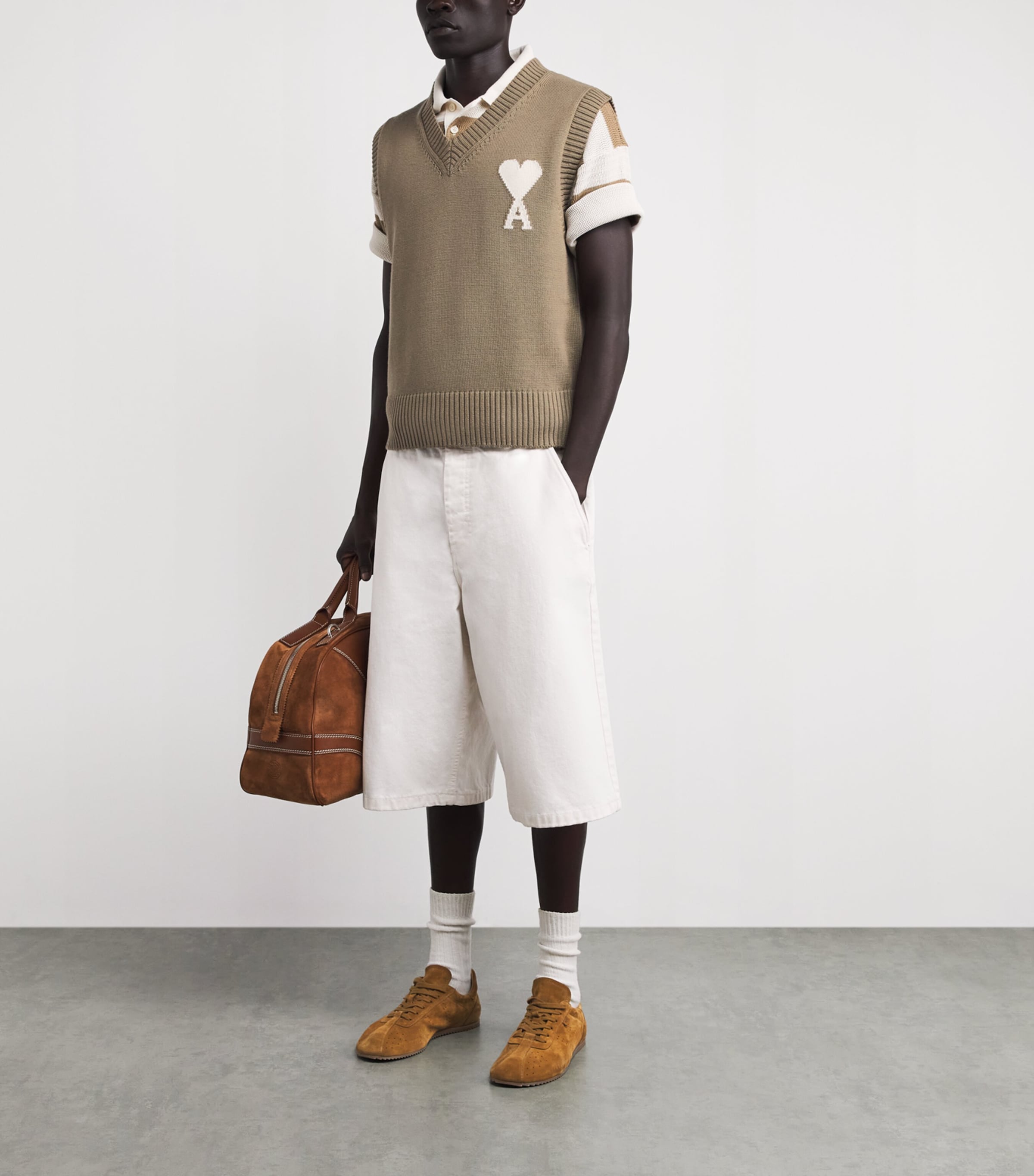 AMI Paris Mens Wool-Cotton Ami de Coeur Sweater Vest Bge Taupe/ecru Image 2