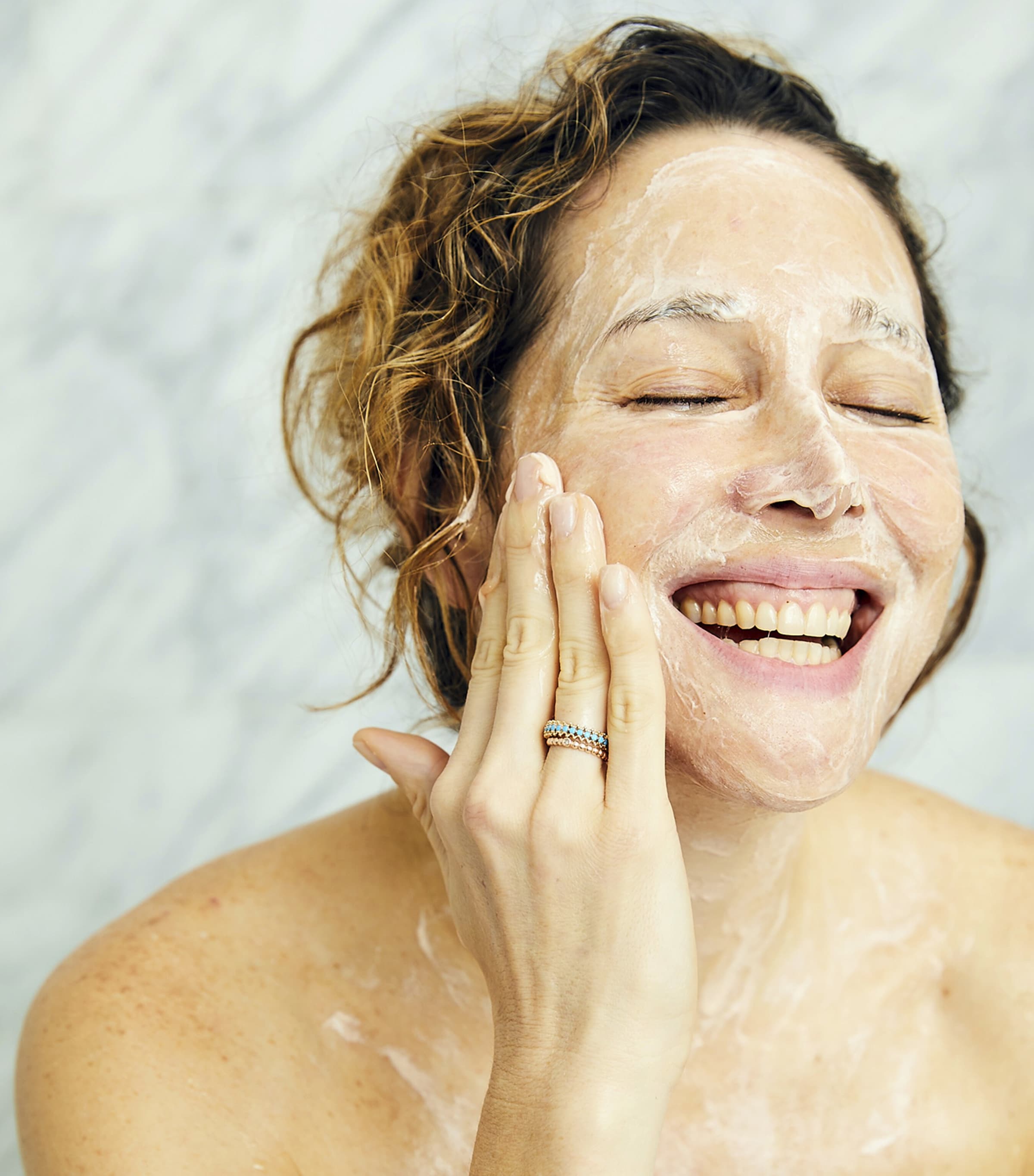 Regenerating Cleanser (125ml) NO COLOUR Image 3