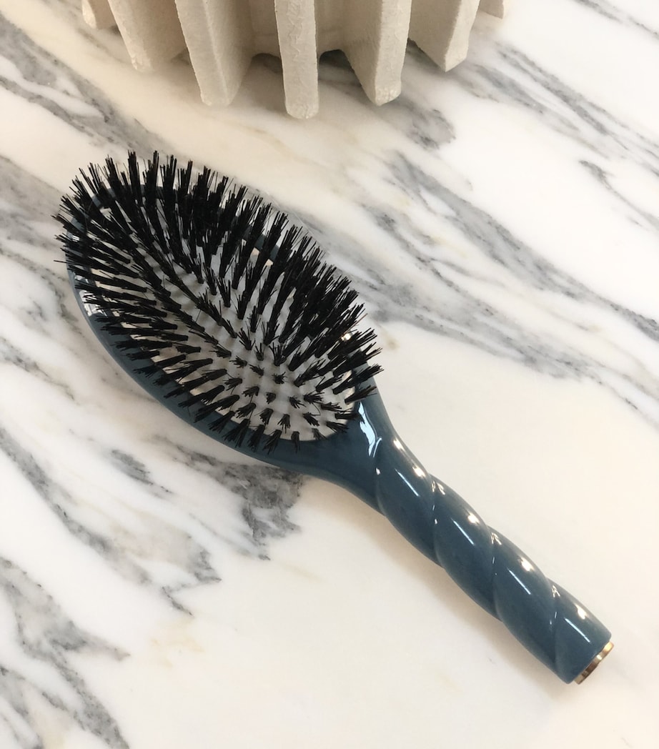 N.01 The Universal Hair Care Brush INK BLUE Image 3