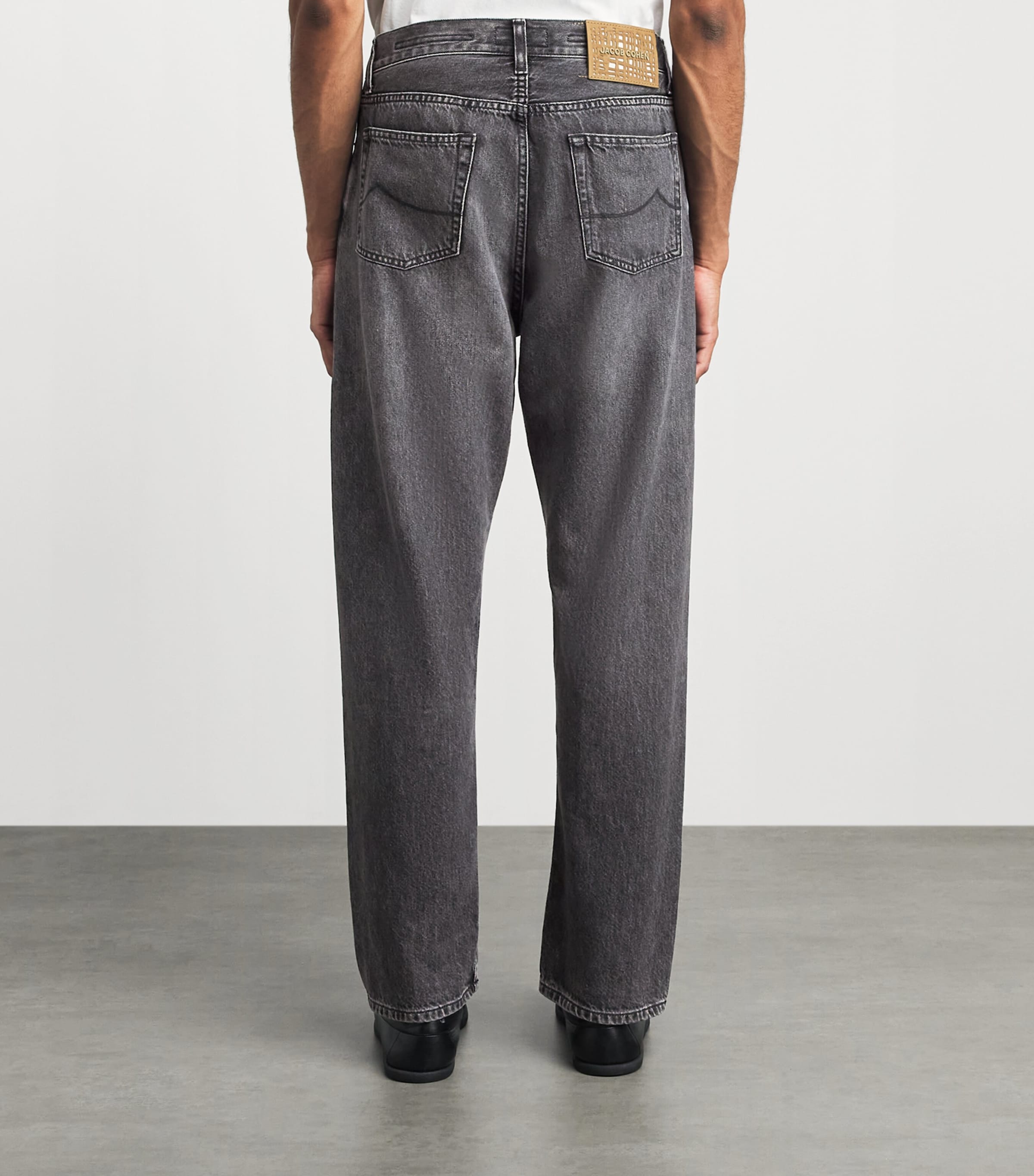 JACOB COHËN Mens Sean Relaxed Jeans Dark Black Image 5