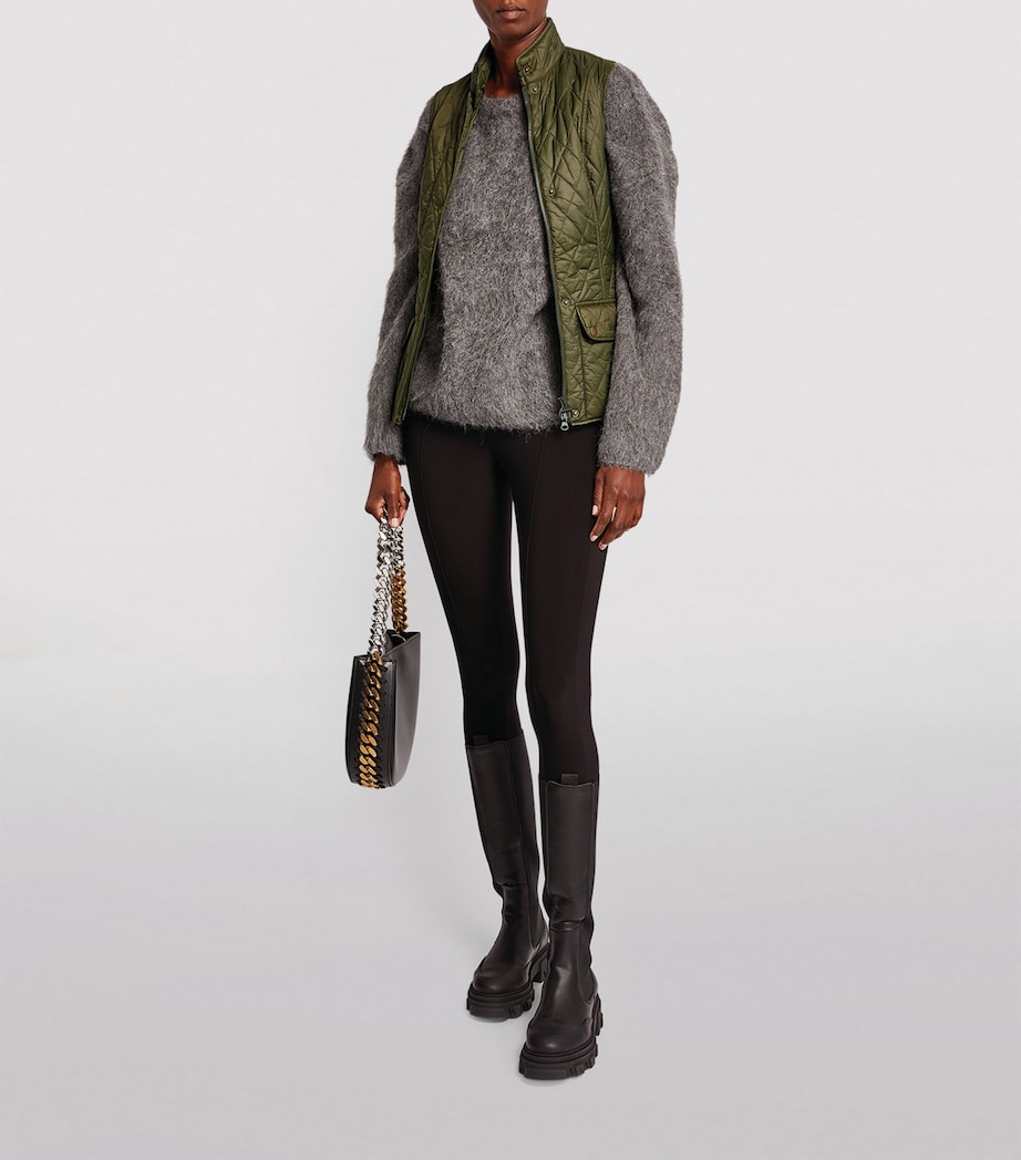 Quilted Otterburn Gilet OLIVE Image 2