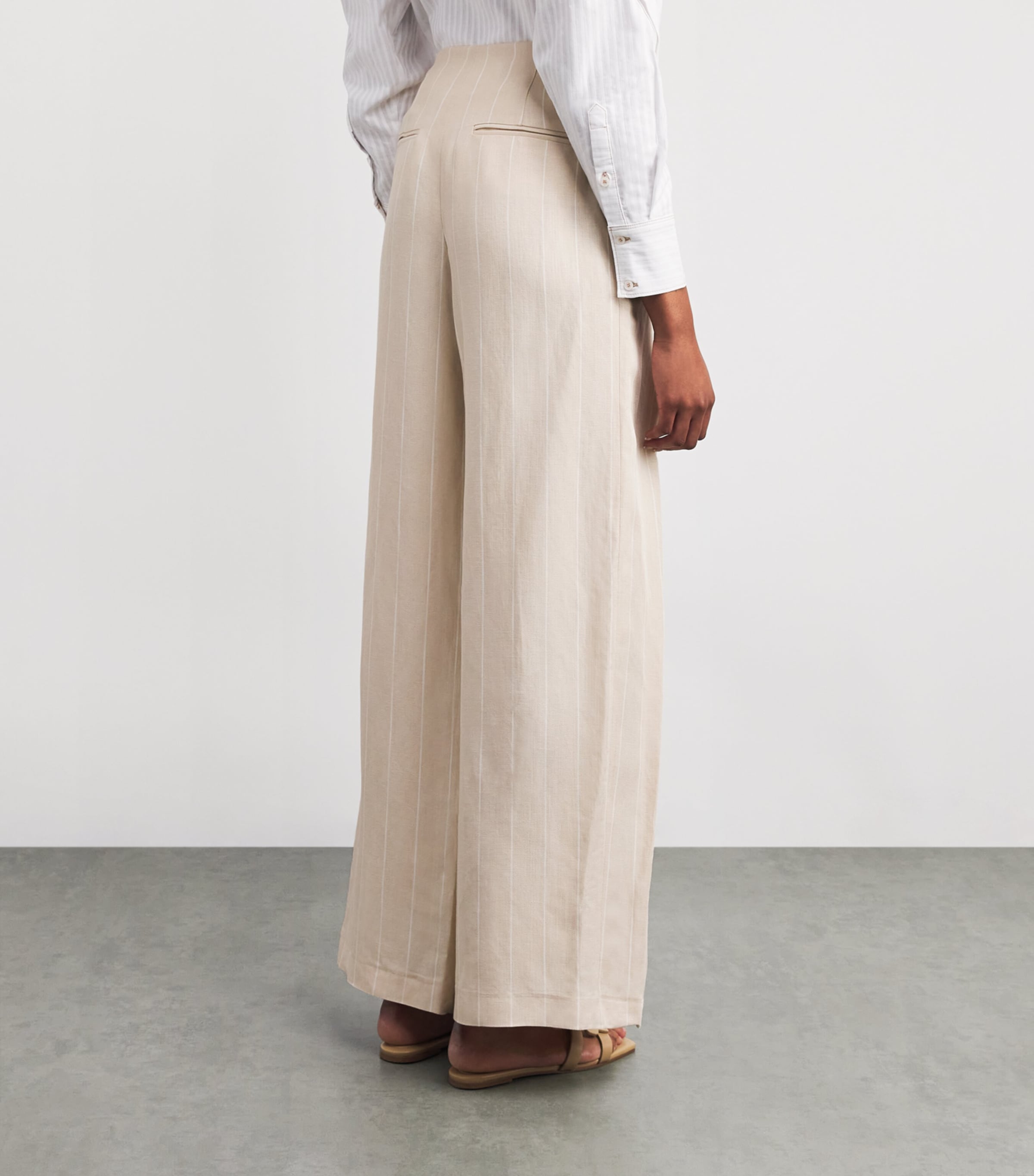 Pleated Wide-Leg Trousers SAND Image 4