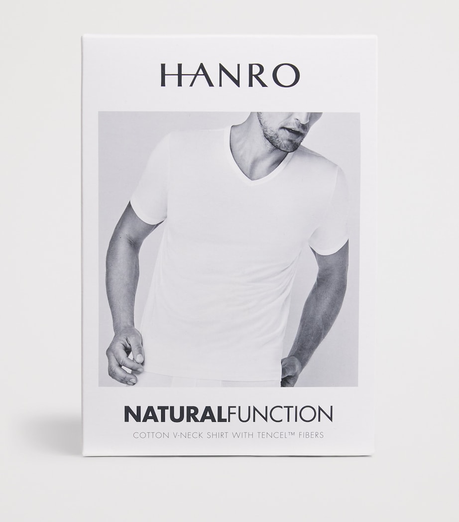 Natural Function V-Neck T-Shirt 0101 WHITE Image 4