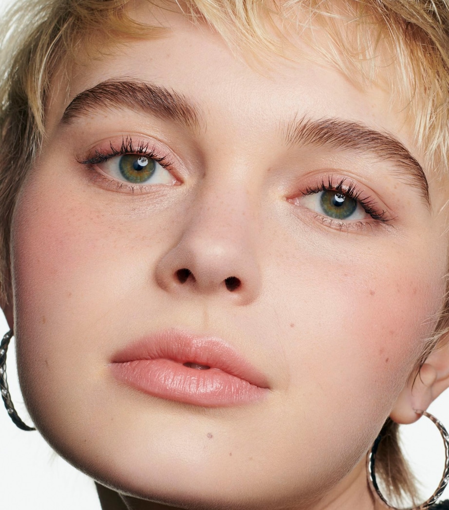 JOUES CONTRASTE Intense Cream-To-Powder Blush ROSE RADIANT Image 3