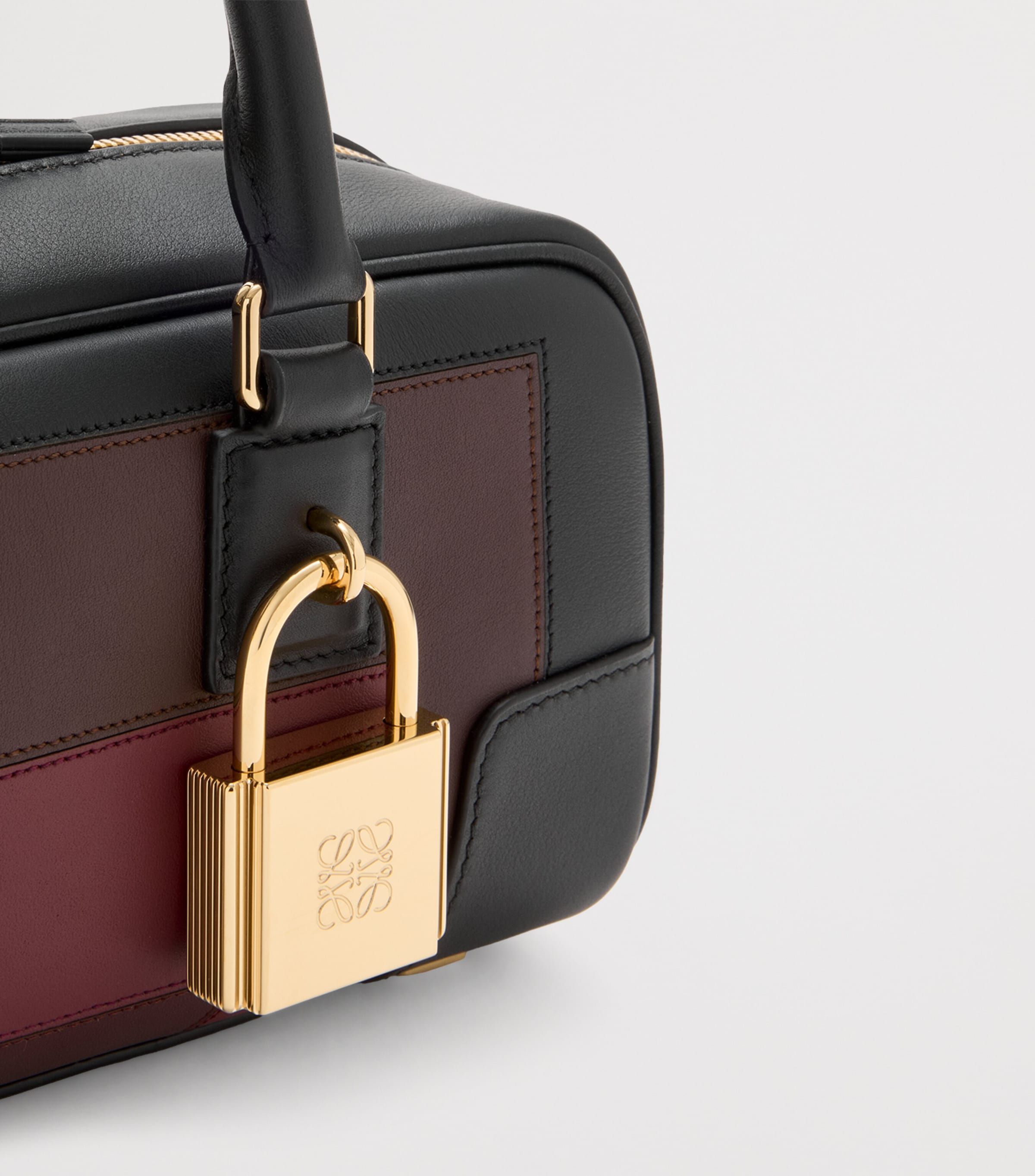 LOEWE Black x Albers Leather Amazona 23 Top-Handle Bag