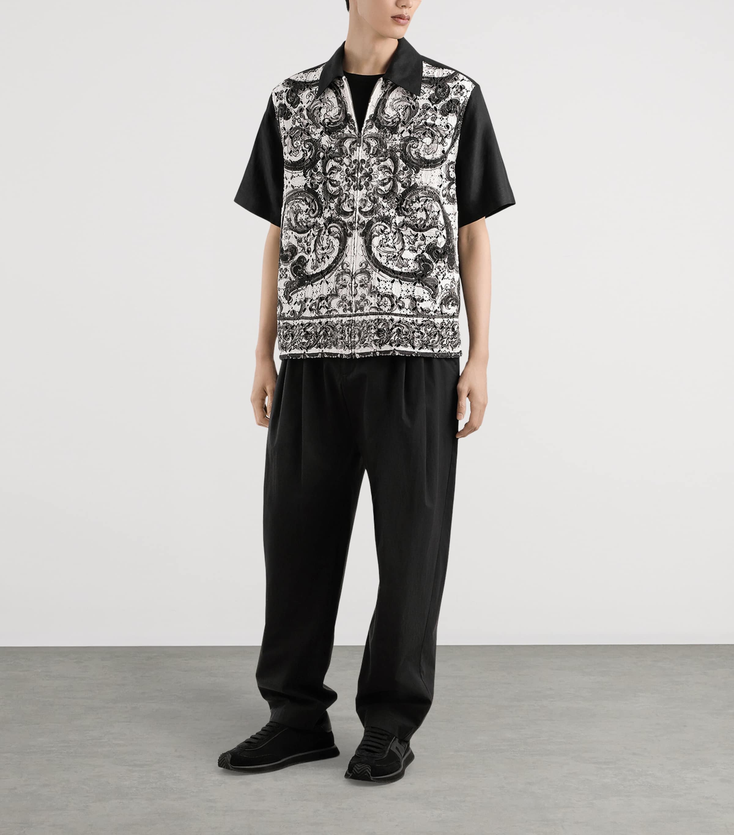 Crochet-Lace Majolica Shirt HX5DQ-MAIOLICA 3L Image 2