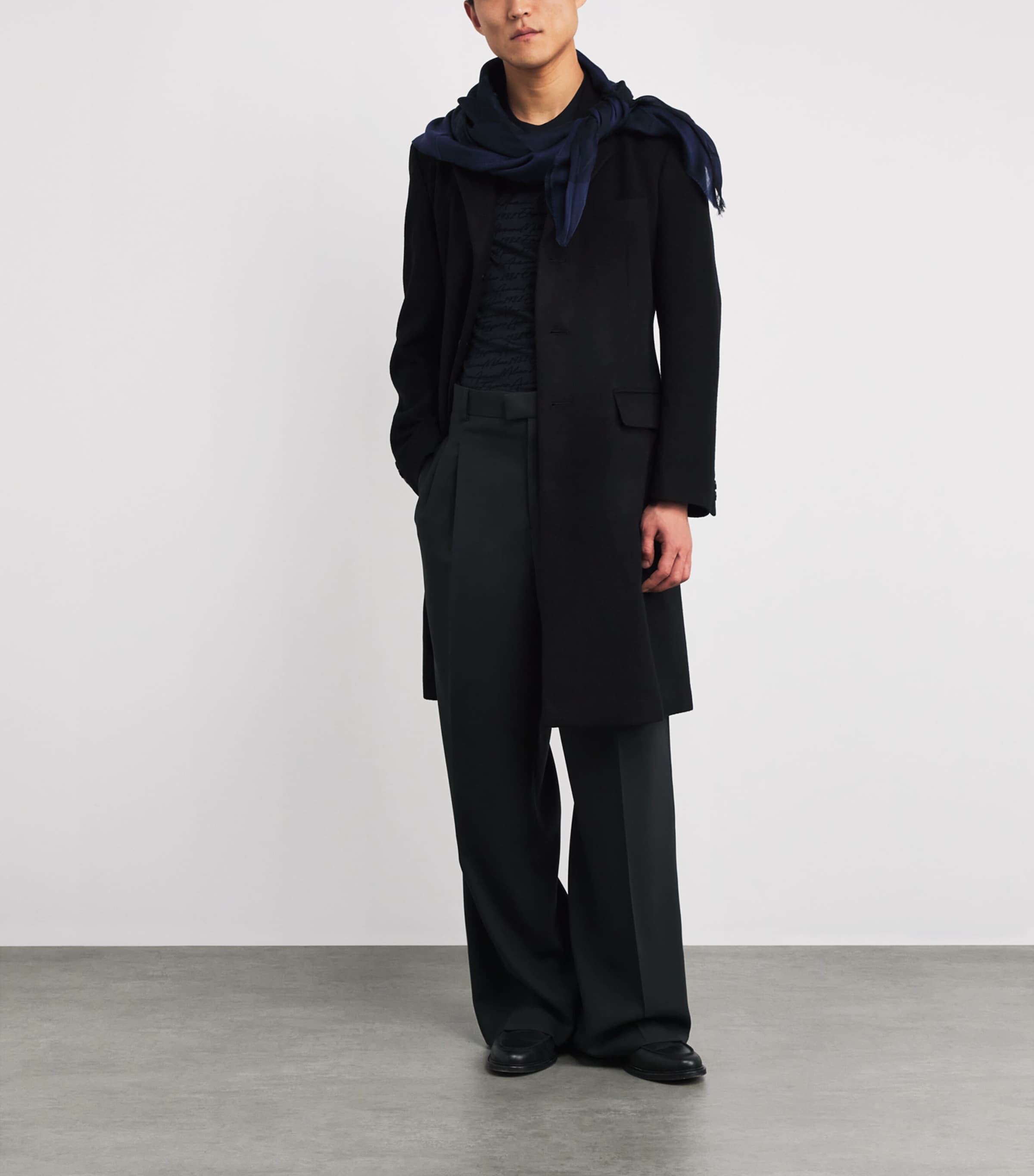 Wool-Blend Logo Scarf UB109 Image 2