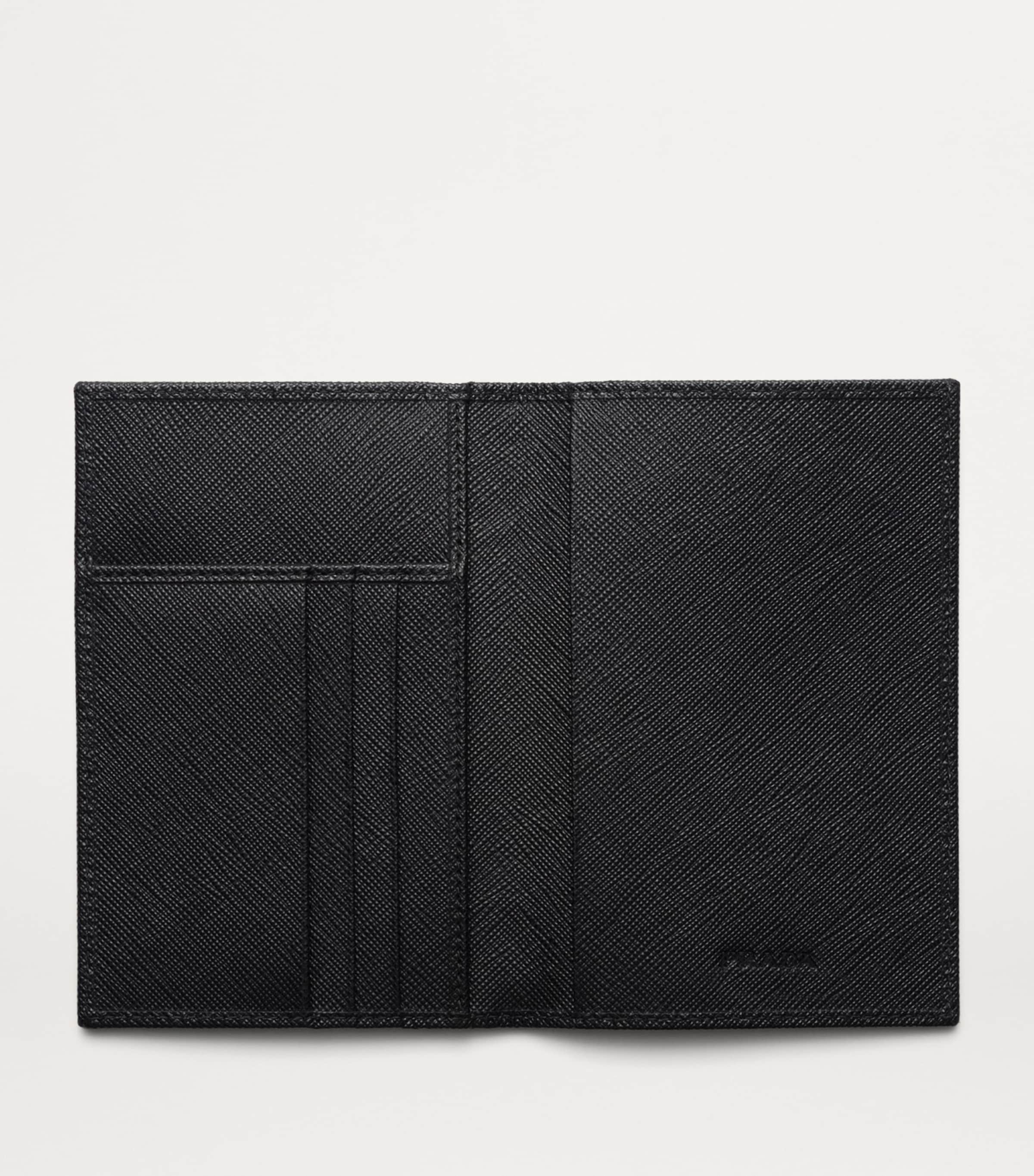 Re-Nylon Passport Holder F0002 Image 4