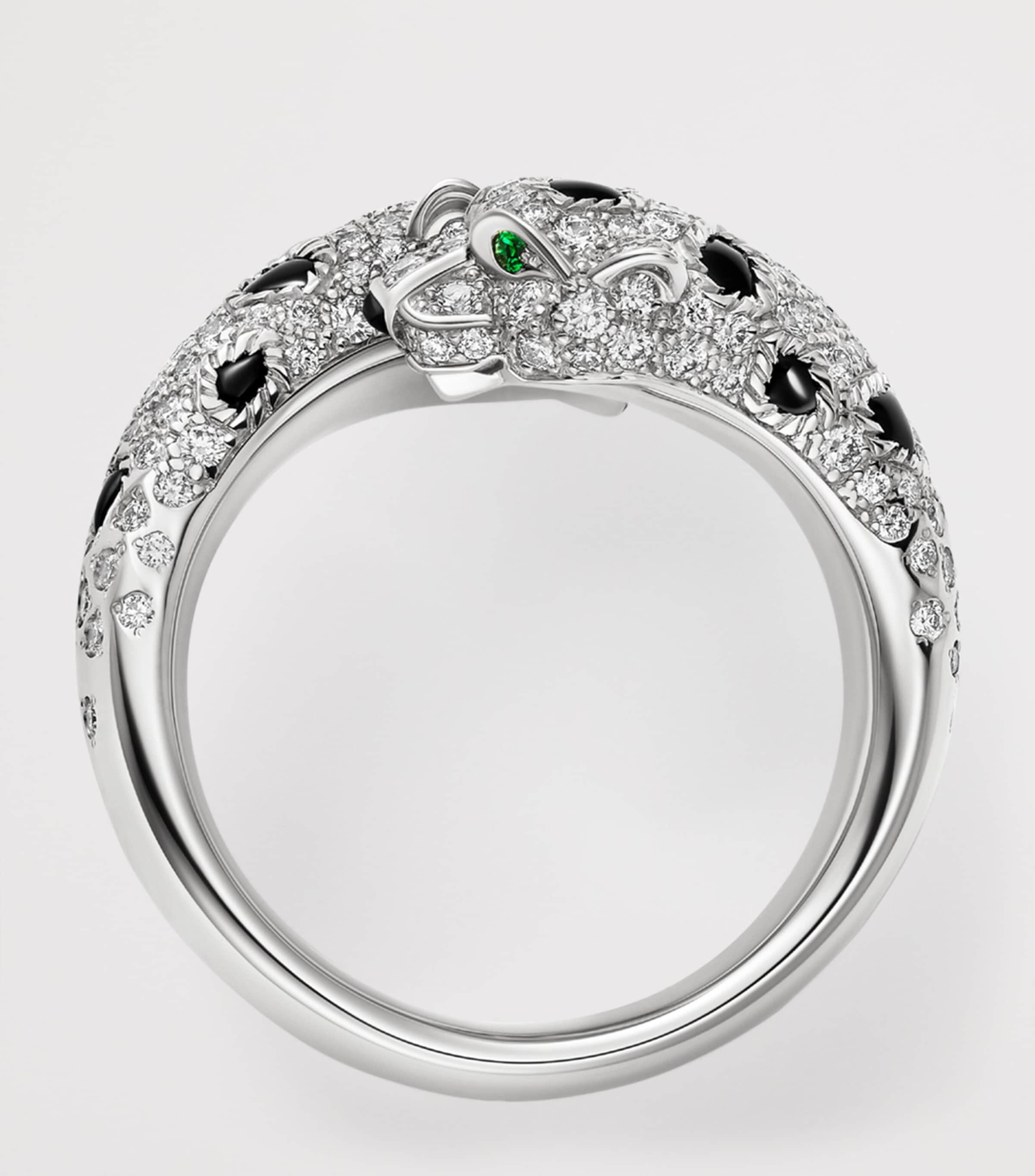 Cartier White Gold, Diamond, Emerald and Onyx Panthère de Cartier Ring White Gold Image 4