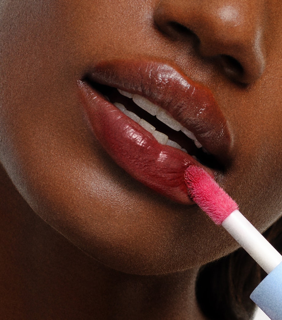 Sugar Treat Lip Oil BERRY Image 4