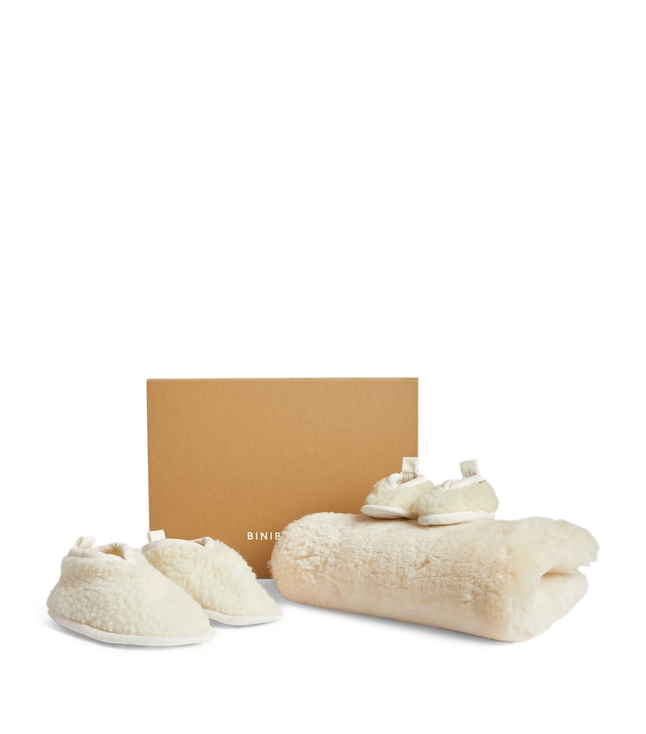 Merino Slippers, Booties and Sheepskin Wrigglemat Baby Shower Hamper MILK Image 2