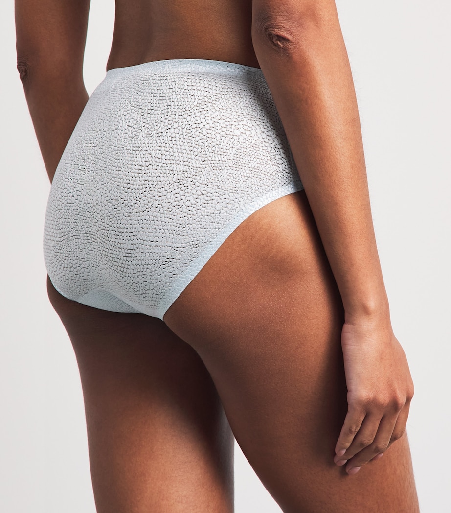 Wacoal Womens Beauté Appeal Briefs Soft Sky Image 3
