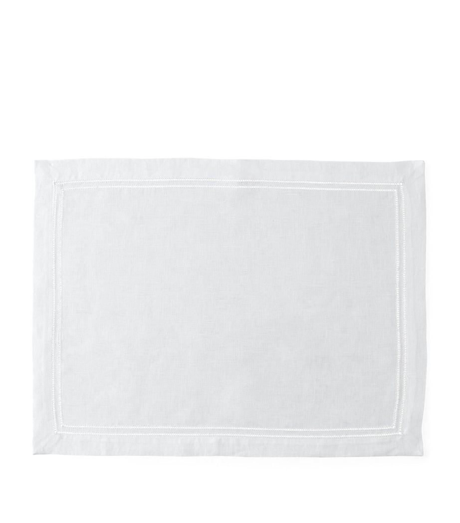 Kenmore Placemat (38cm x 51cm) WHITE Image 1