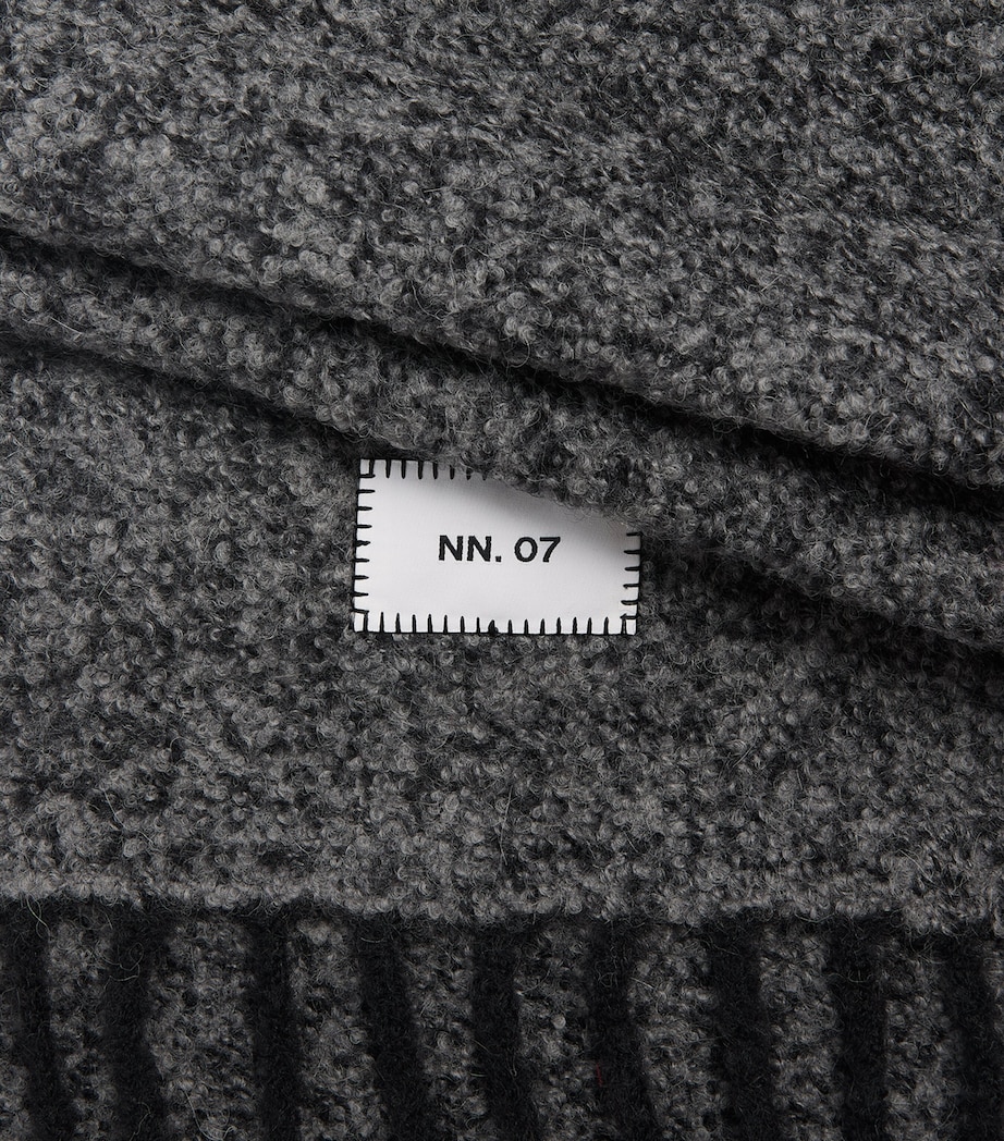 NN.07 Alpaca-Wool-Blend Fringed Scarf Black Image 4