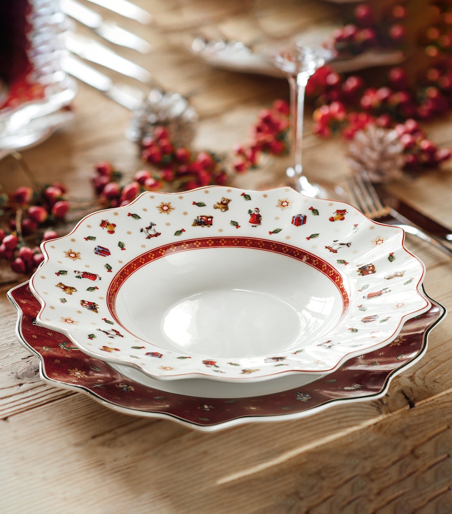 Toy's Delight Plate (26cm) Image 2