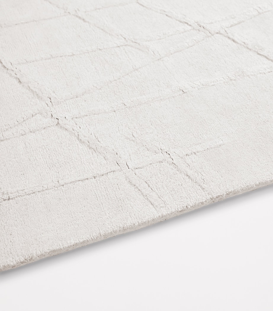 x Kelly Wearstler Riven Alabaster Rug (2.44m x 3.05m) NEUTRAL Image 3