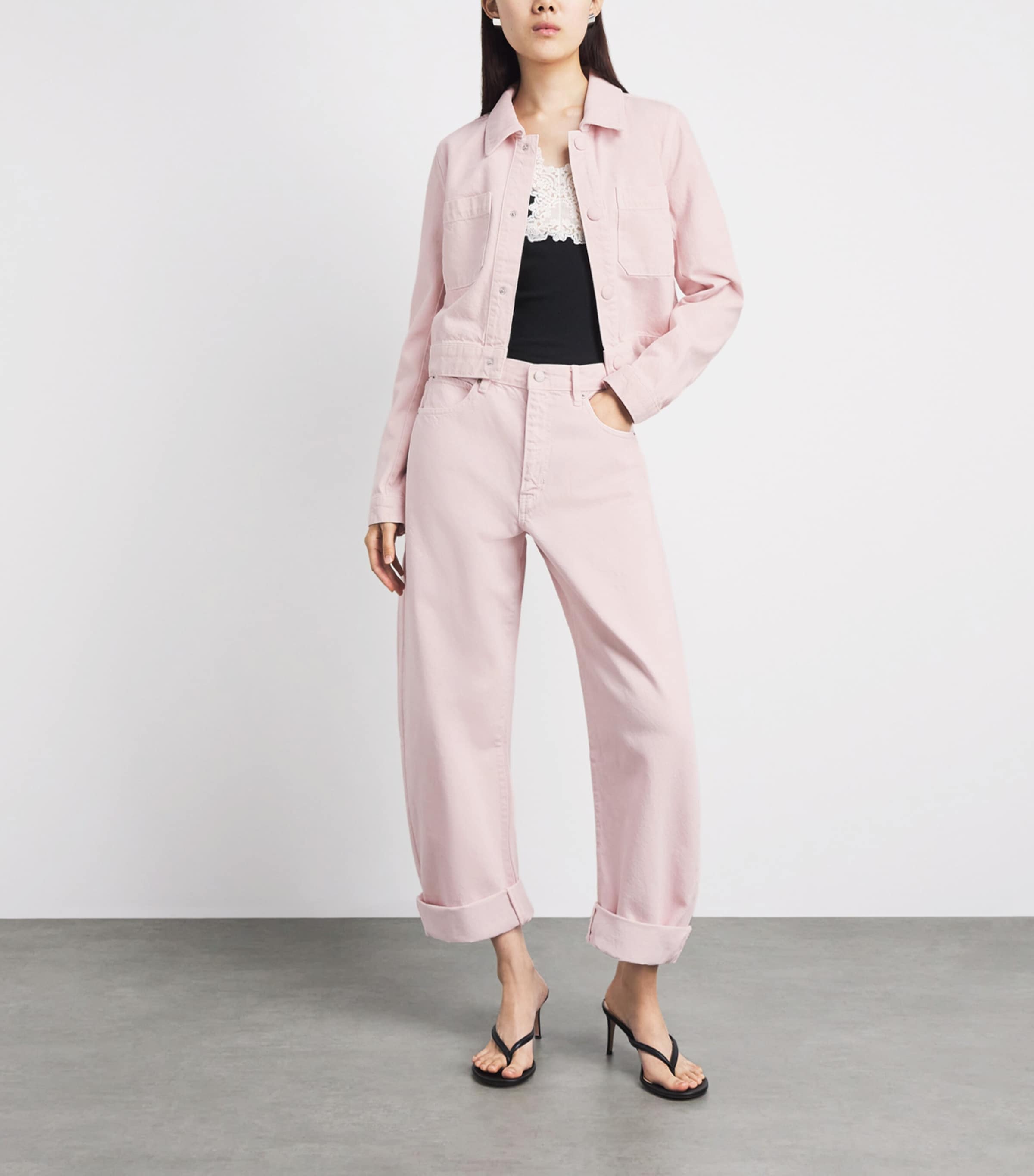 FRAME Womens The Small Cropped Denim Jacket Taffy Image 2