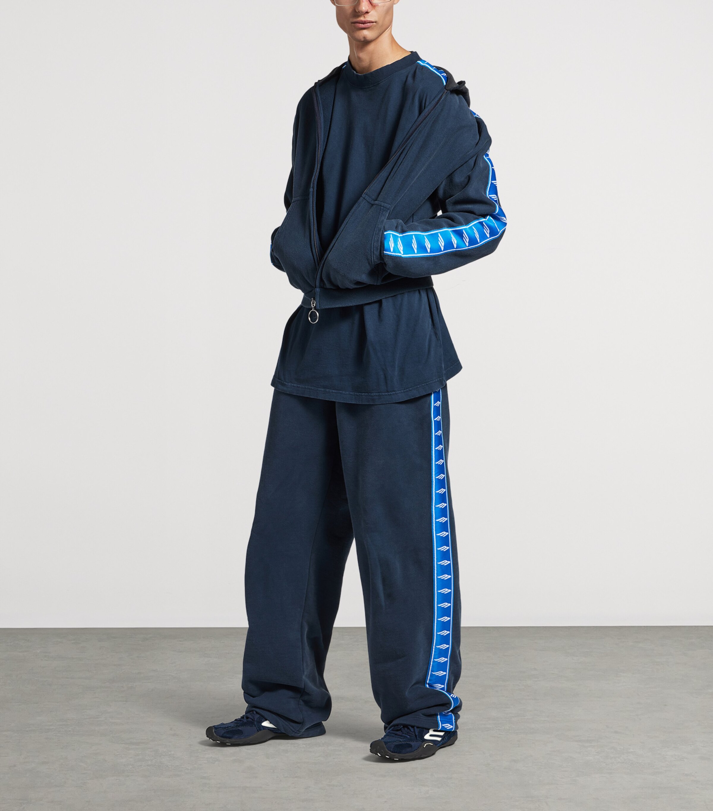 Oversized Sweatpants 8593 Image 2