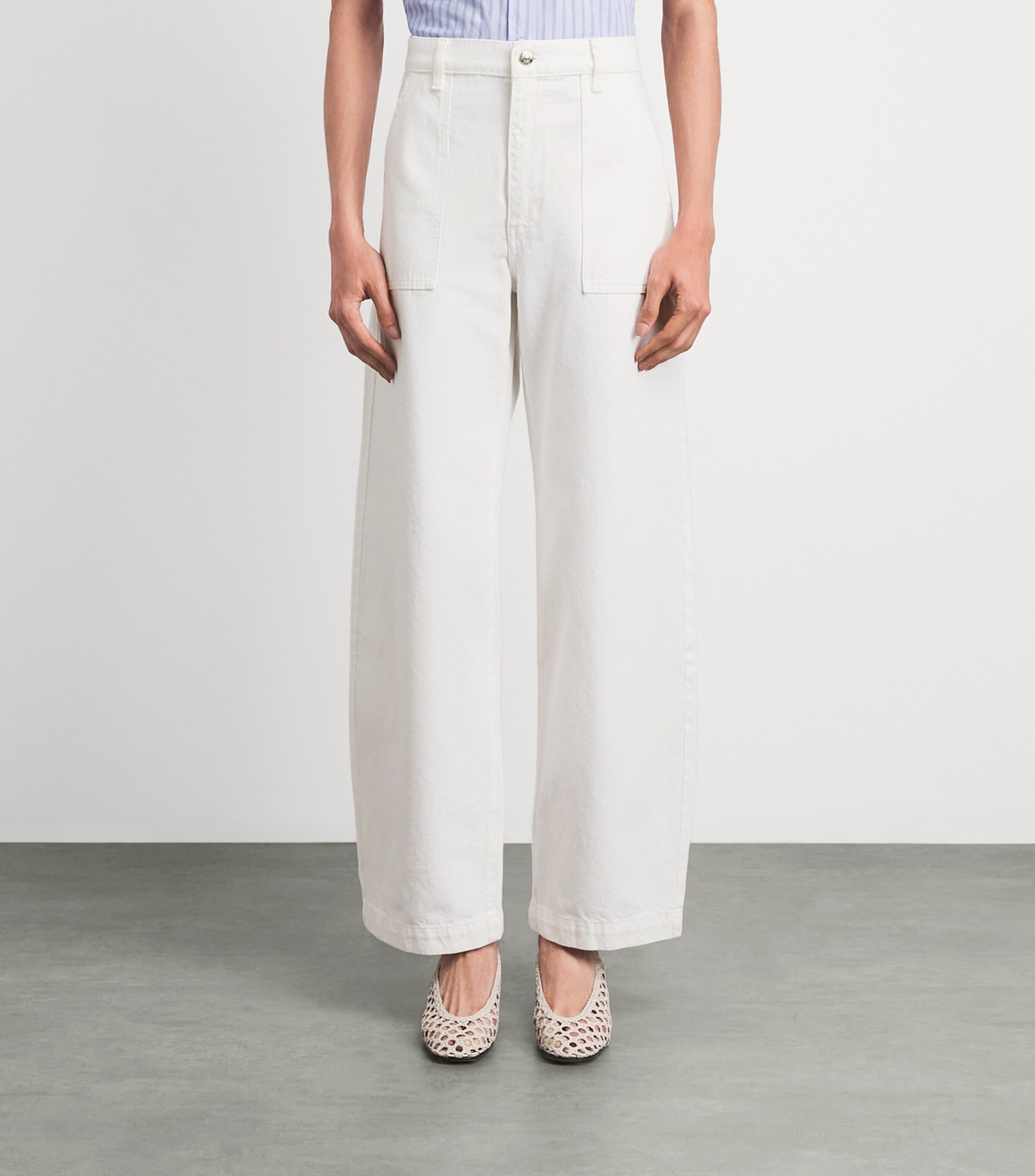 FRAME Womens The Bow Cargo Trousers White Image 4