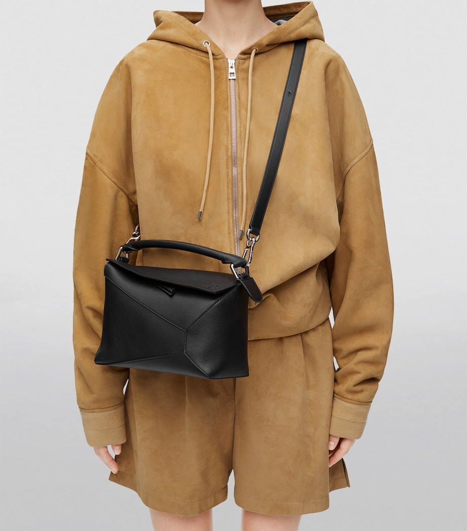 Small Leather Puzzle Edge Top-Handle Bag BLACK Image 9