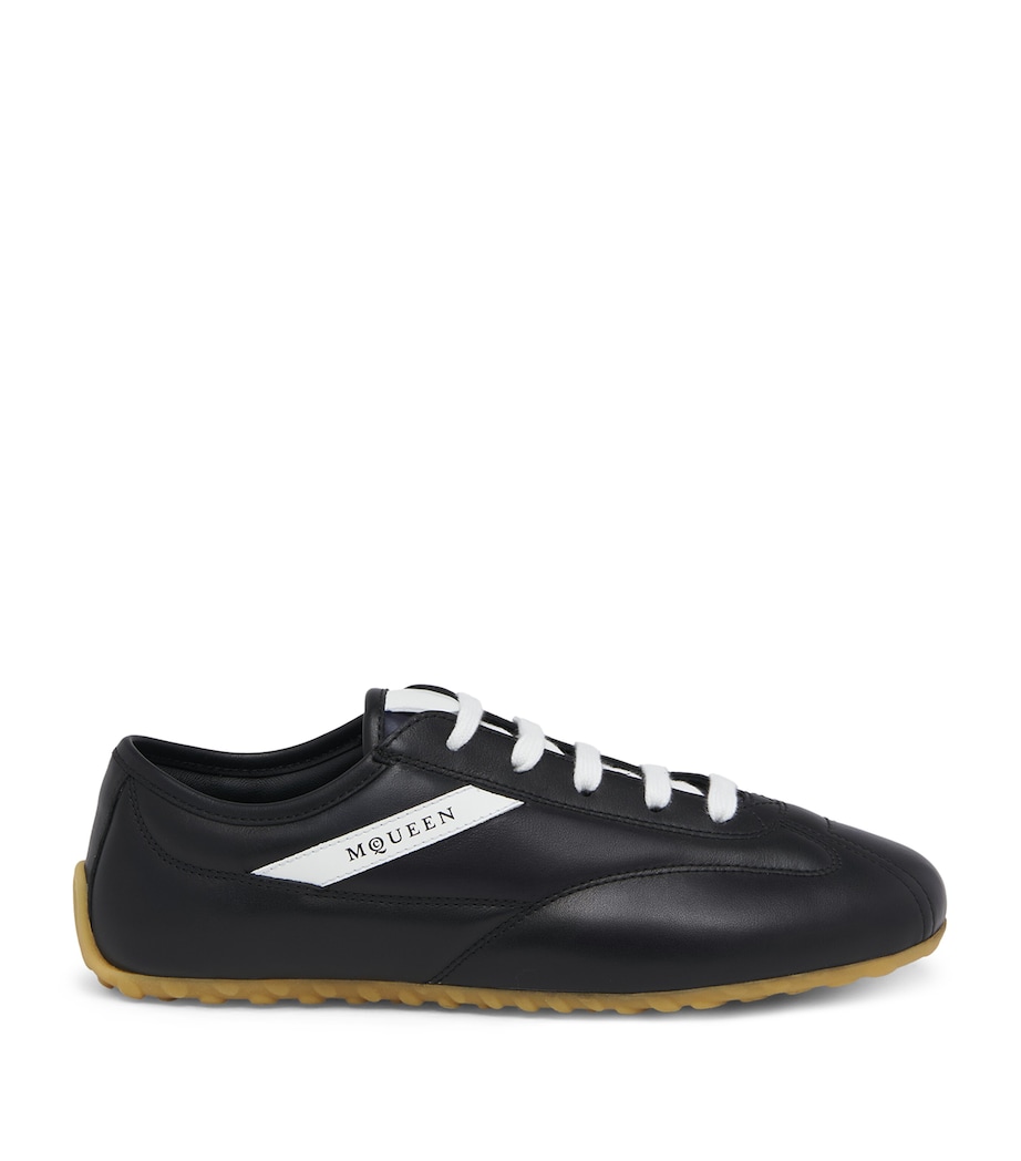 Leather Boxe Sneakers 1550 Image 1