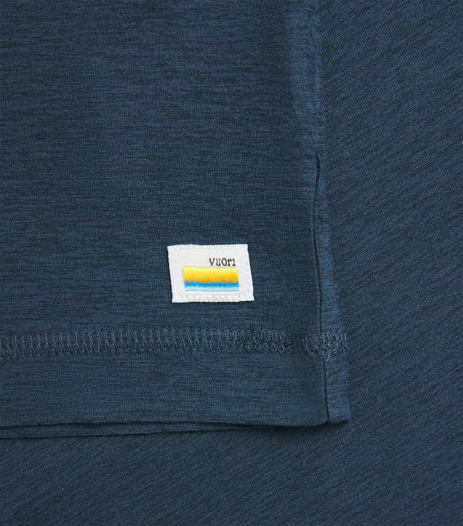 VUORI Mens Strato Tech T-Shirt Navy Heather Hnv Image 5