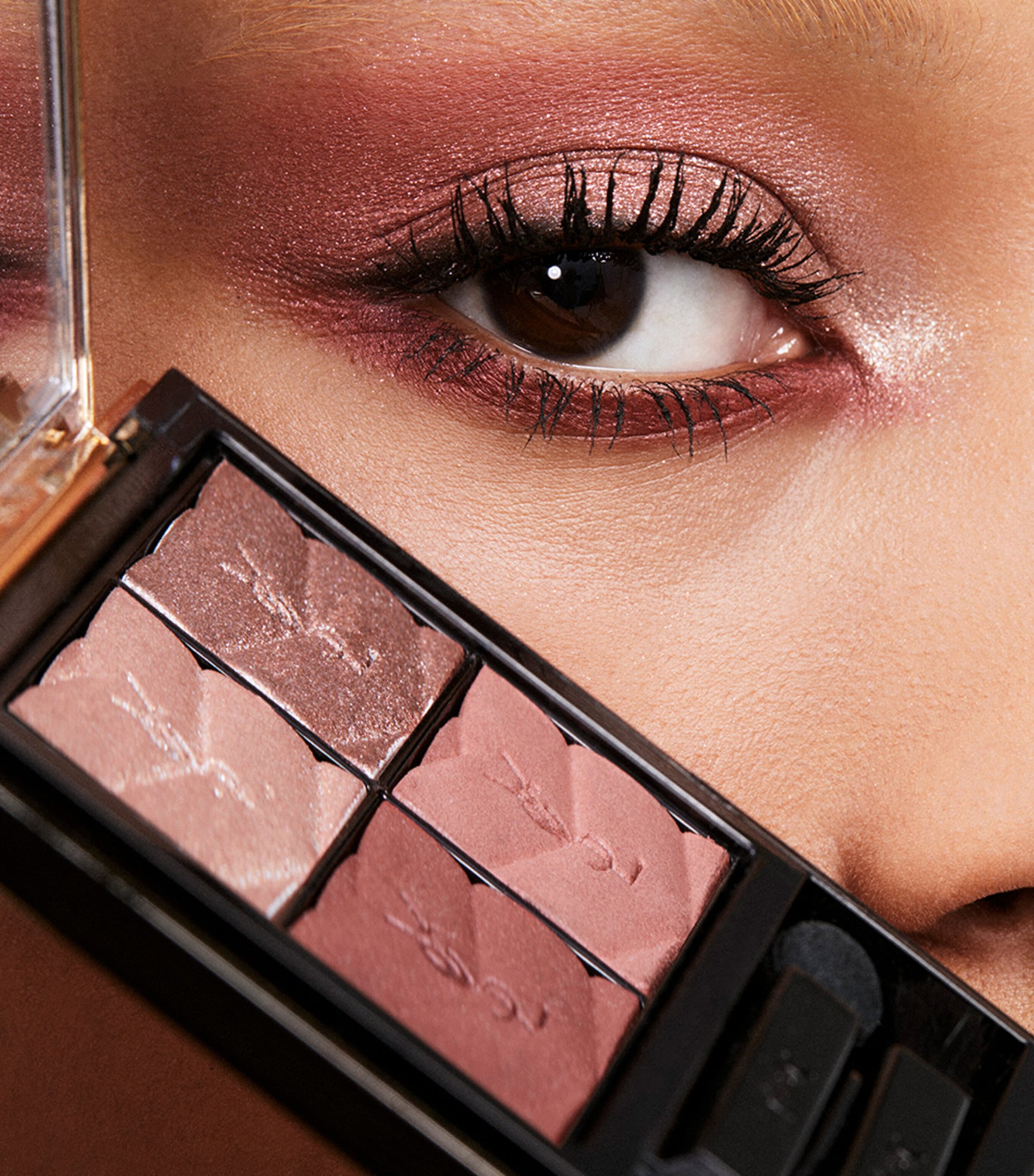 Couture Mini Clutch Eyeshadow Palette 100 Image 3