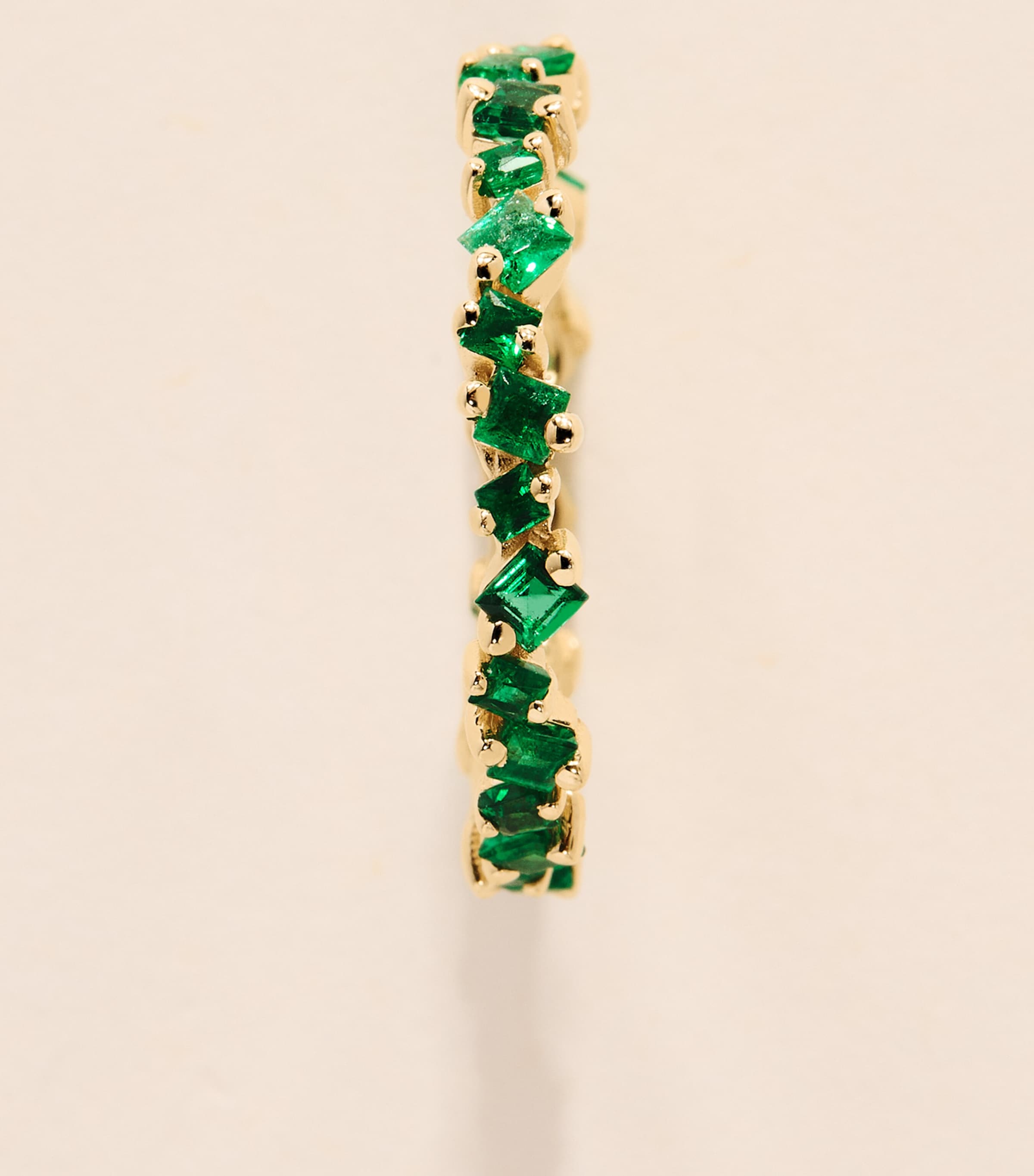 Suzanne Kalan Yellow Gold and Emerald La Fantaisie Cosmic Eternity Ring Yg/emer Image 4