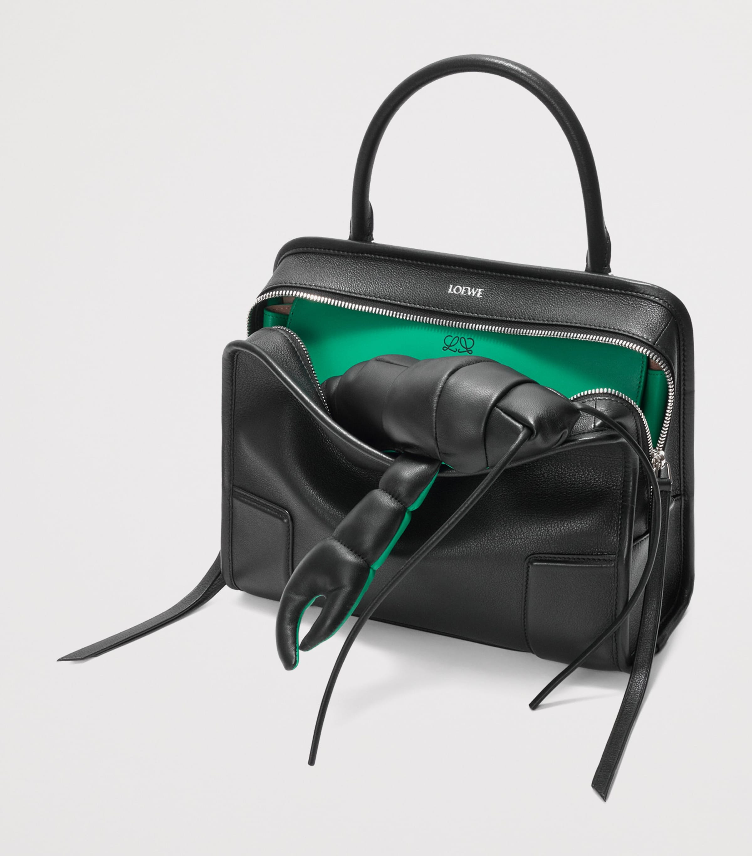 LOEWE x Cosima Von Bonin Medium Leather Amazona 180 Top-Handle Bag Black/green Image 2