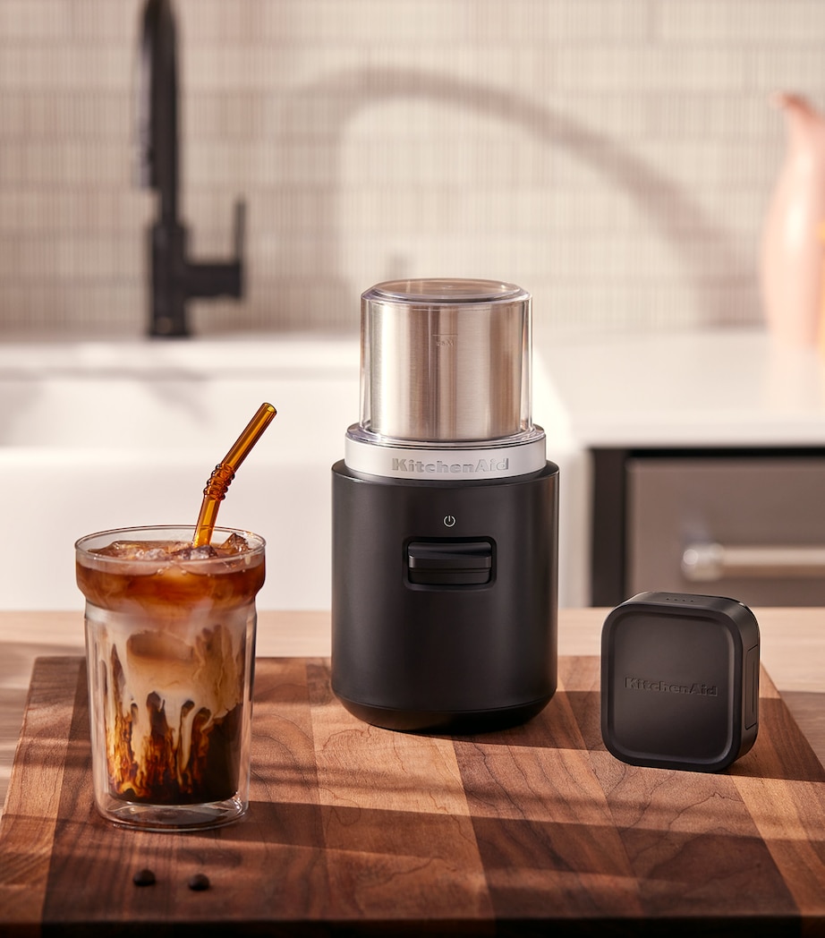 Go Cordless Coffee Grinder MATTE BLACK Image 4