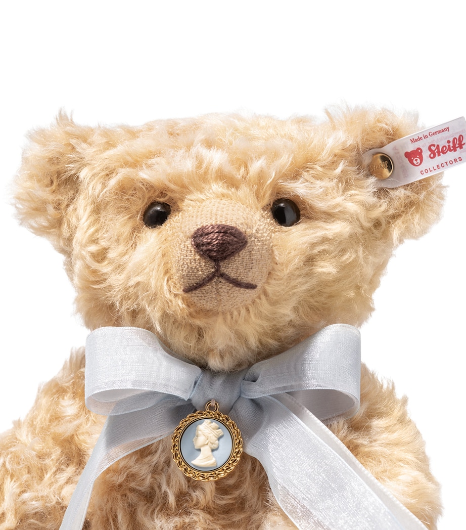 Steiff Queen Elizabeth II 100th Birthday Teddy Bear (30cm) Image 4