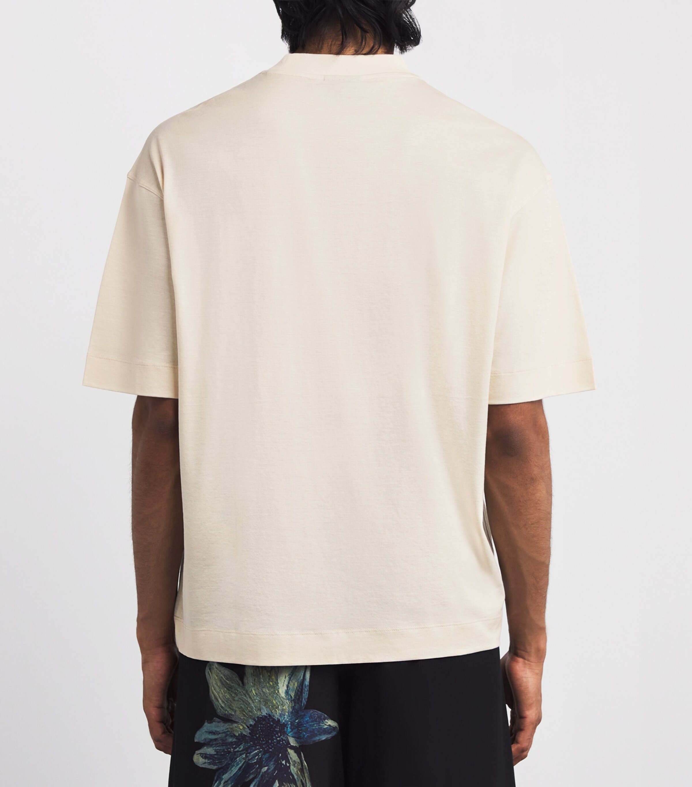 Emporio Armani Flower Graphic T-Shirt | Men Clothing | T-Shirts | Printed T-Shirts | Designers | Emporio Armani Emporio Armani Flower Graphic T-Shirt | Men Clothing | T-Shirts | Printed T-Shirts | Designers | Emporio Armani