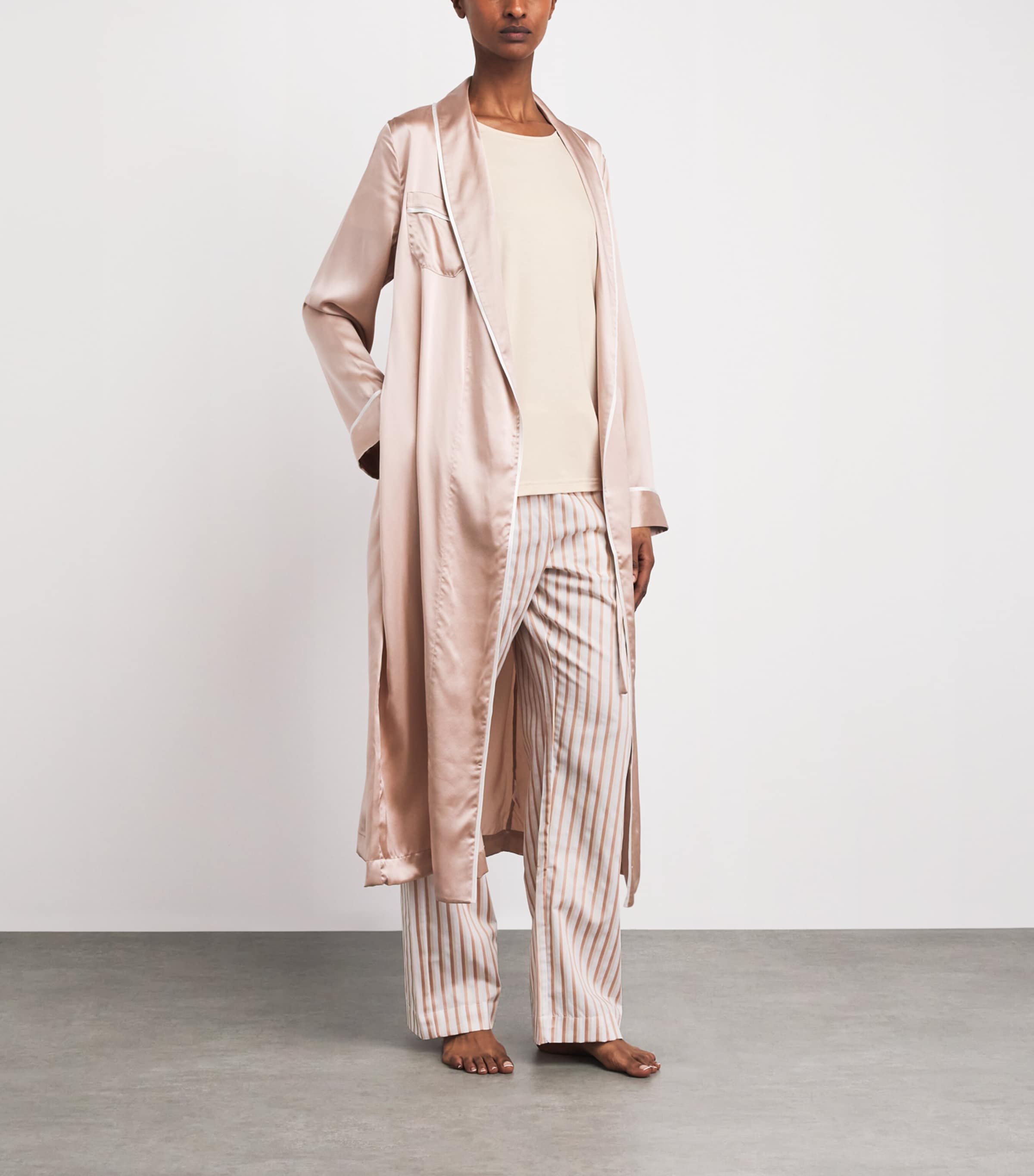 Derek Rose Womens Micro Modal Lara Pyjama Top Cream Image 2