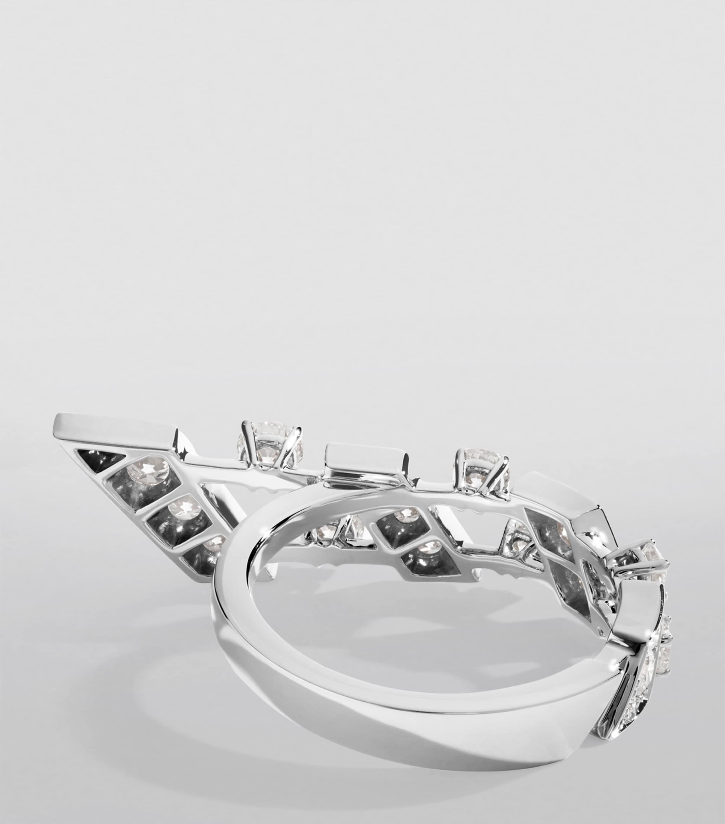 White Gold and Diamond Fifth Avenue Ring WHITE GOLD Image 4