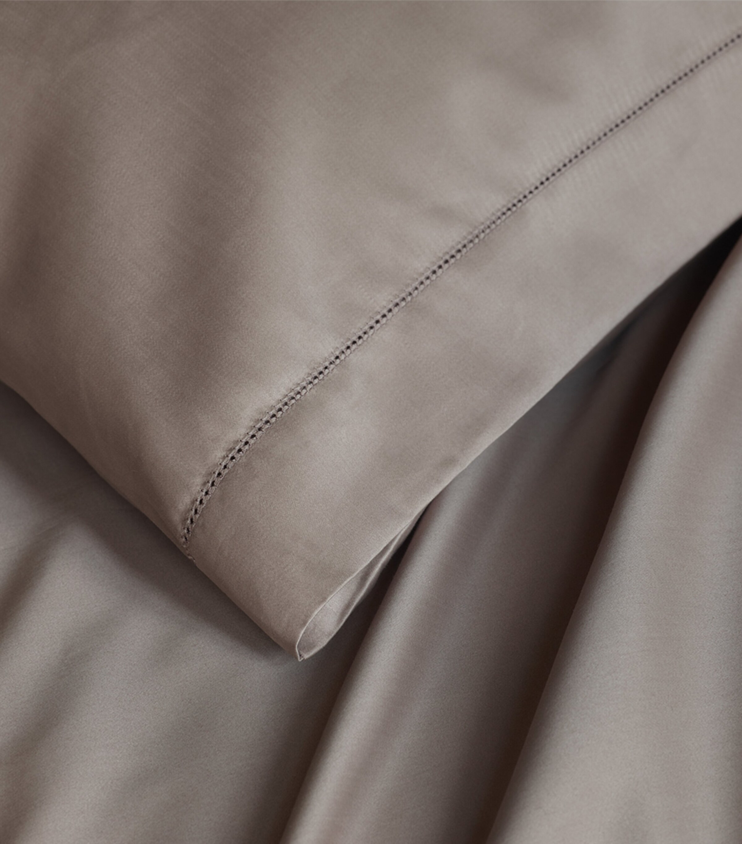 Suave Super King Flat Sheet (300cm x 265cm) TIRAMISU Image 2