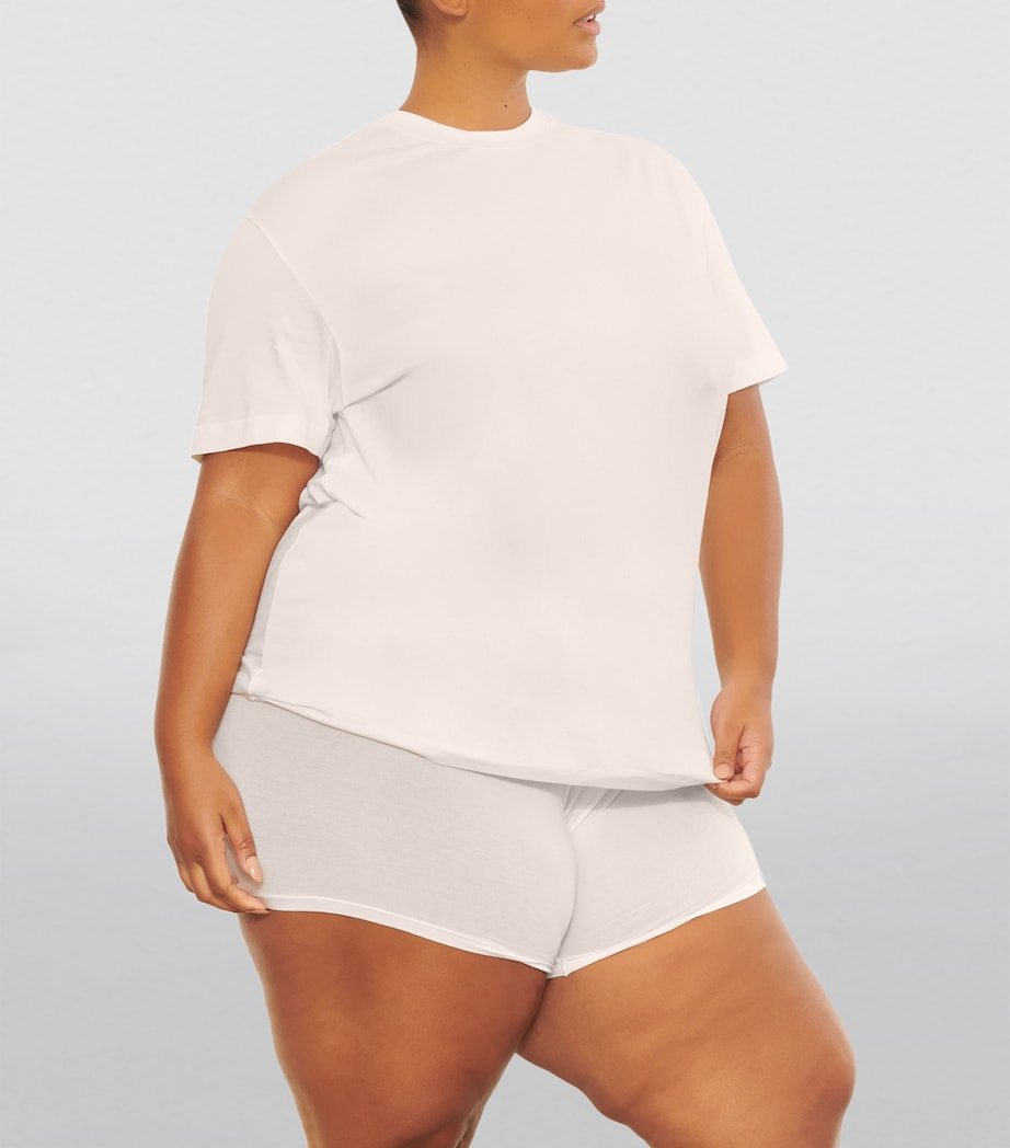 Skims Womens Boyfriend T-Shirt Marble Image 3