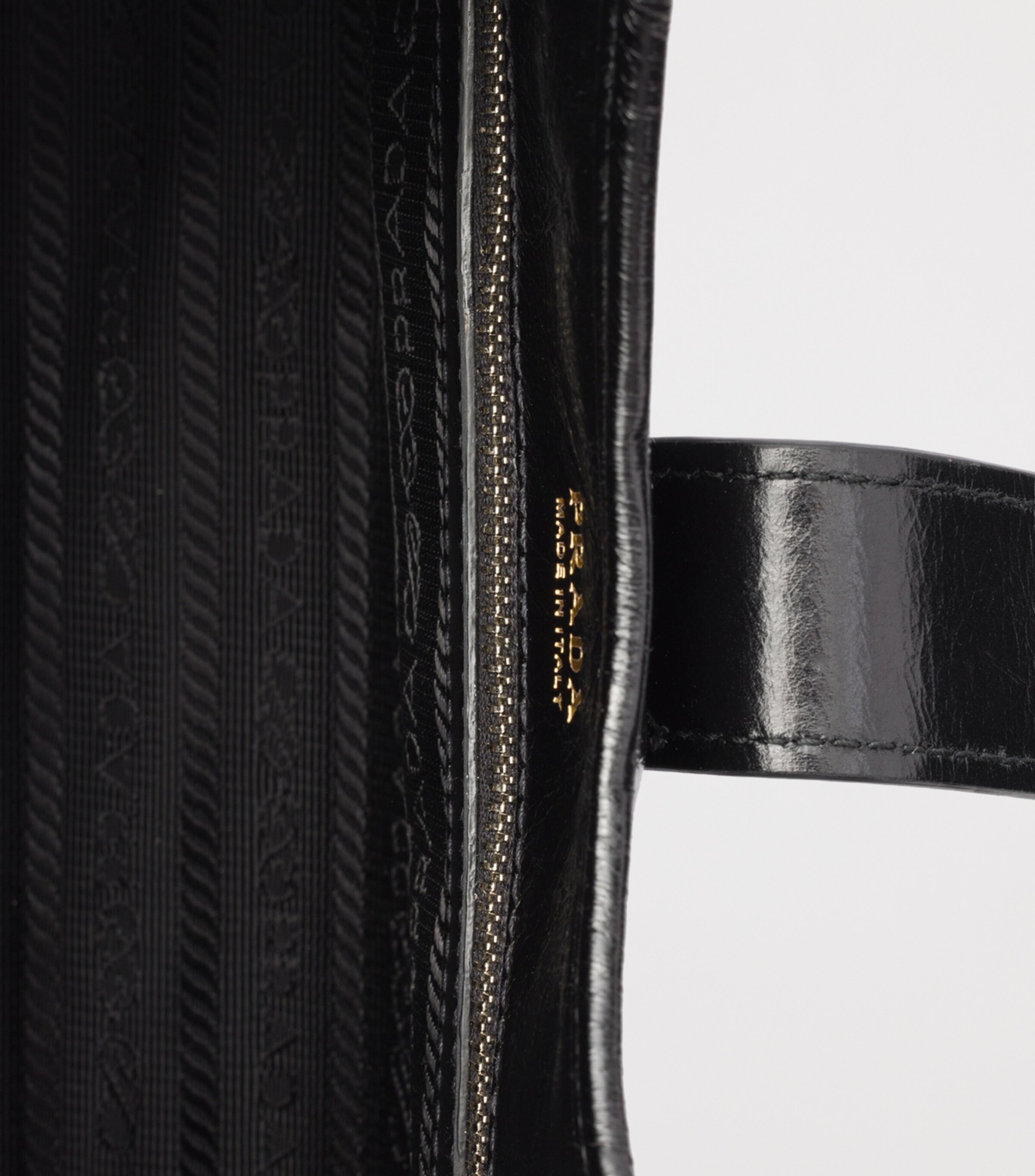 Small Leather Tote Bag F0002 Image 4