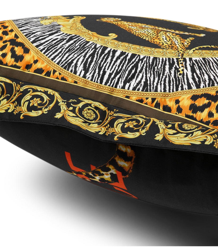 Cotton-Satin Wild Cats Cushion (60cm x 60cm) D ANTHRCT/NOISETTE Image 3