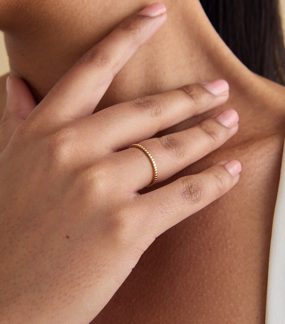 Astrid & Miyu Yellow Gold Ridged Band Ring Gold Image 2