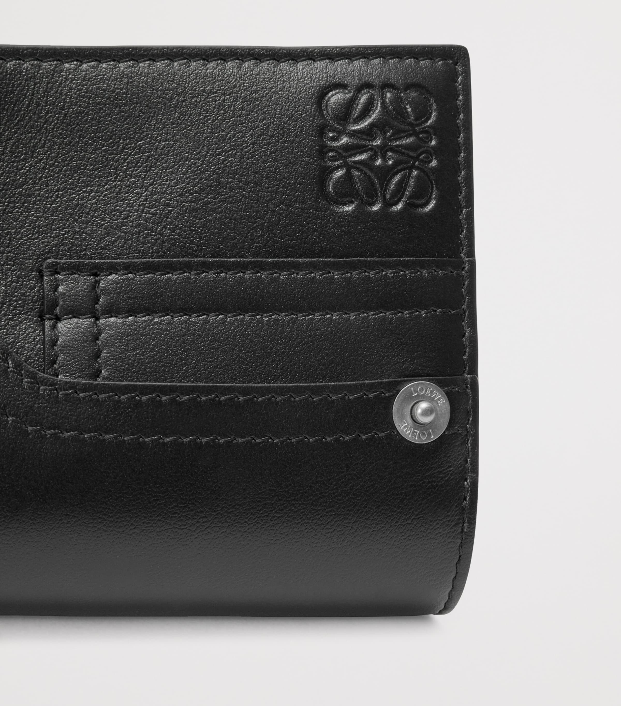 Calfskin Panta Wallet BLACK Image 5