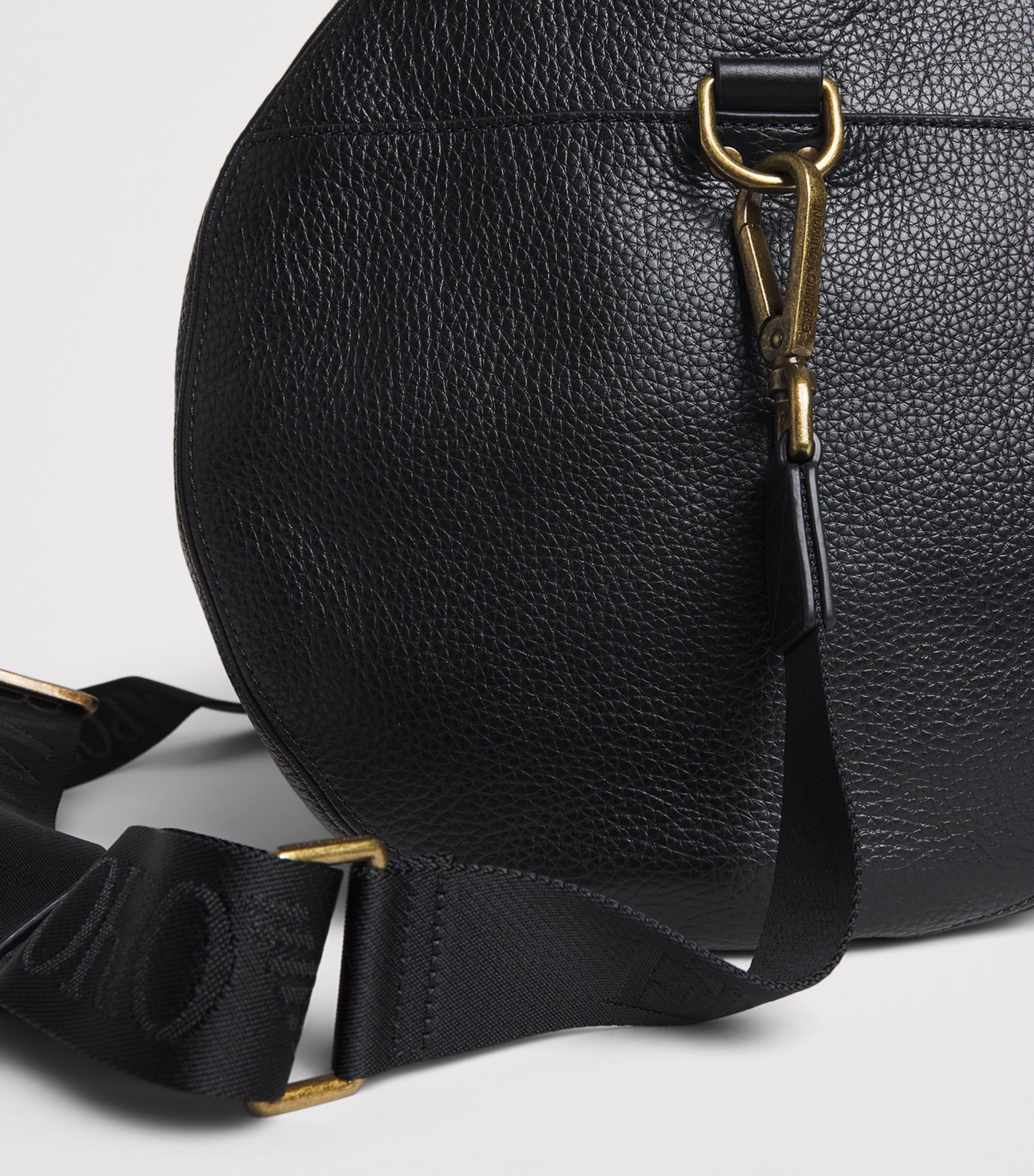 Grained Leather Holdall UC001 Image 6