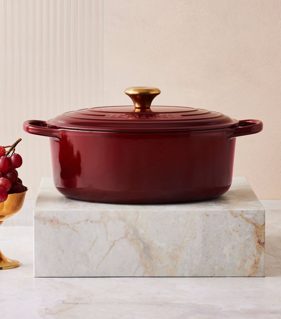 Cast Iron Oval Casserole Dish (29cm) GARNET Image 4