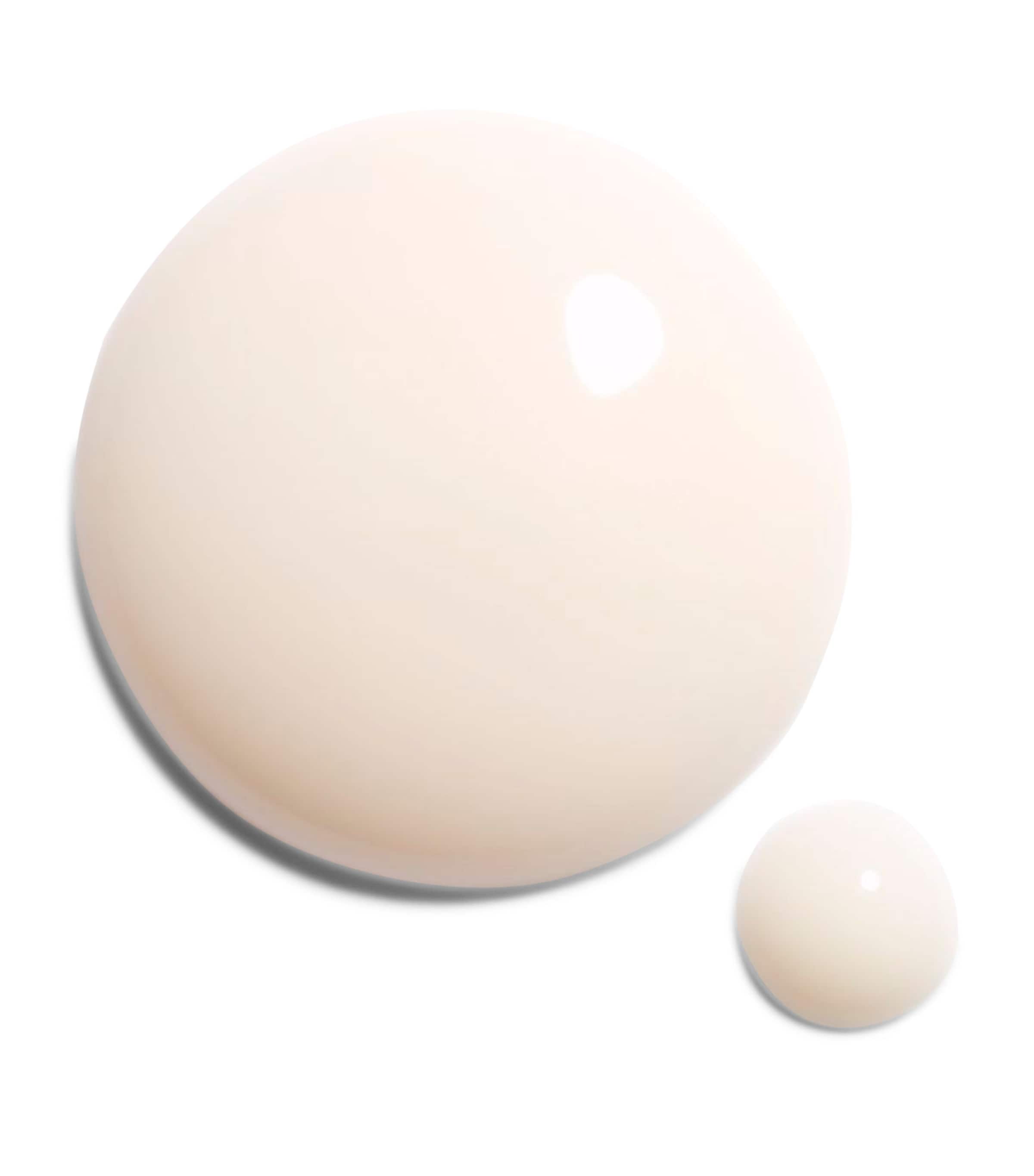 SUBLIMAGE L?ESSENCE LUMIÈRE? Ultimate Light-Revealing Concentrate (40ml) NO COLOUR Image 2